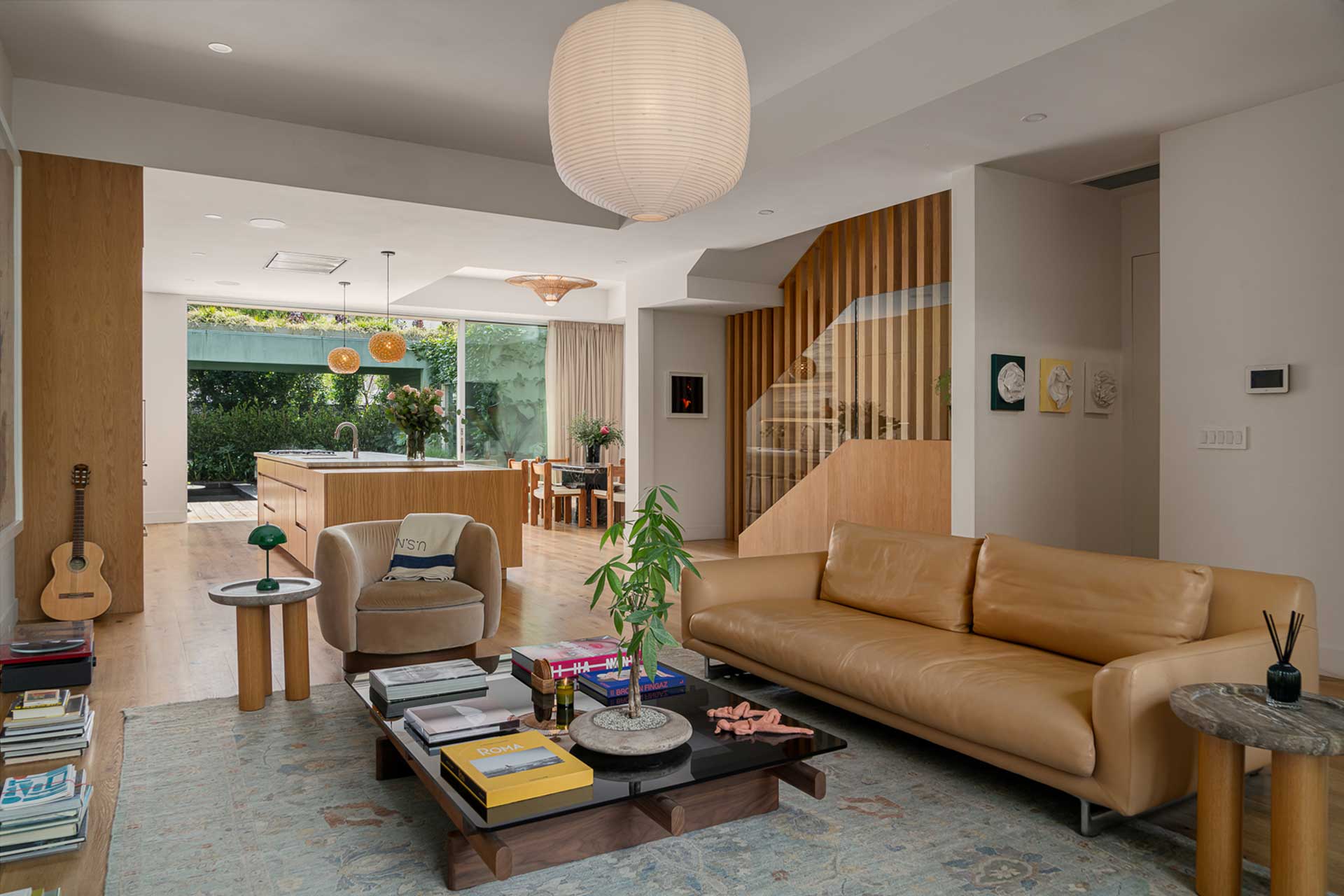flora-house-ashcroft_house_california-usa_interior-living-room.jpg