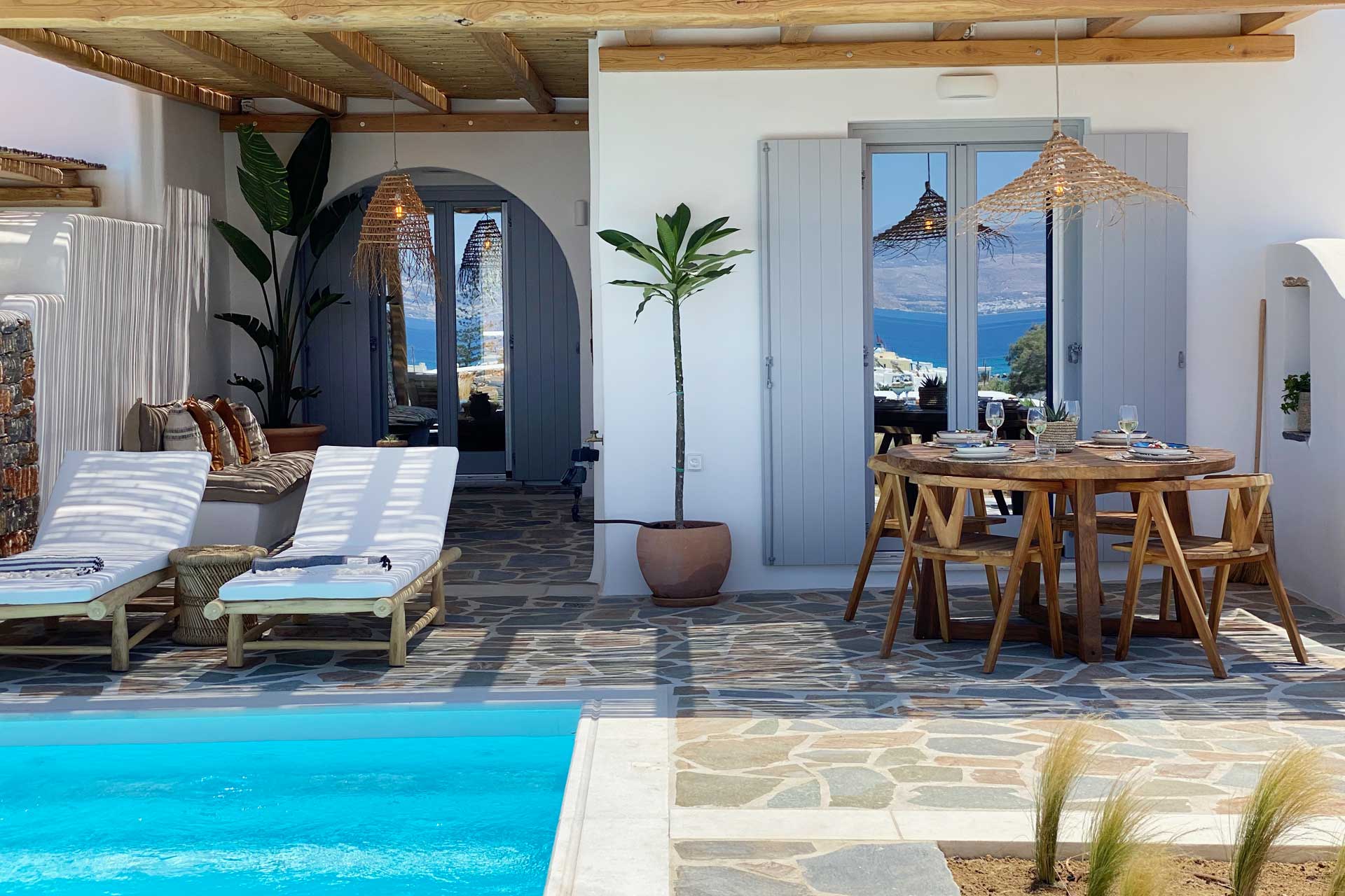 beachhouse-omega-naxos_beachhouse_naxos-cyclades-greece_exterior-terrace-design.jpg