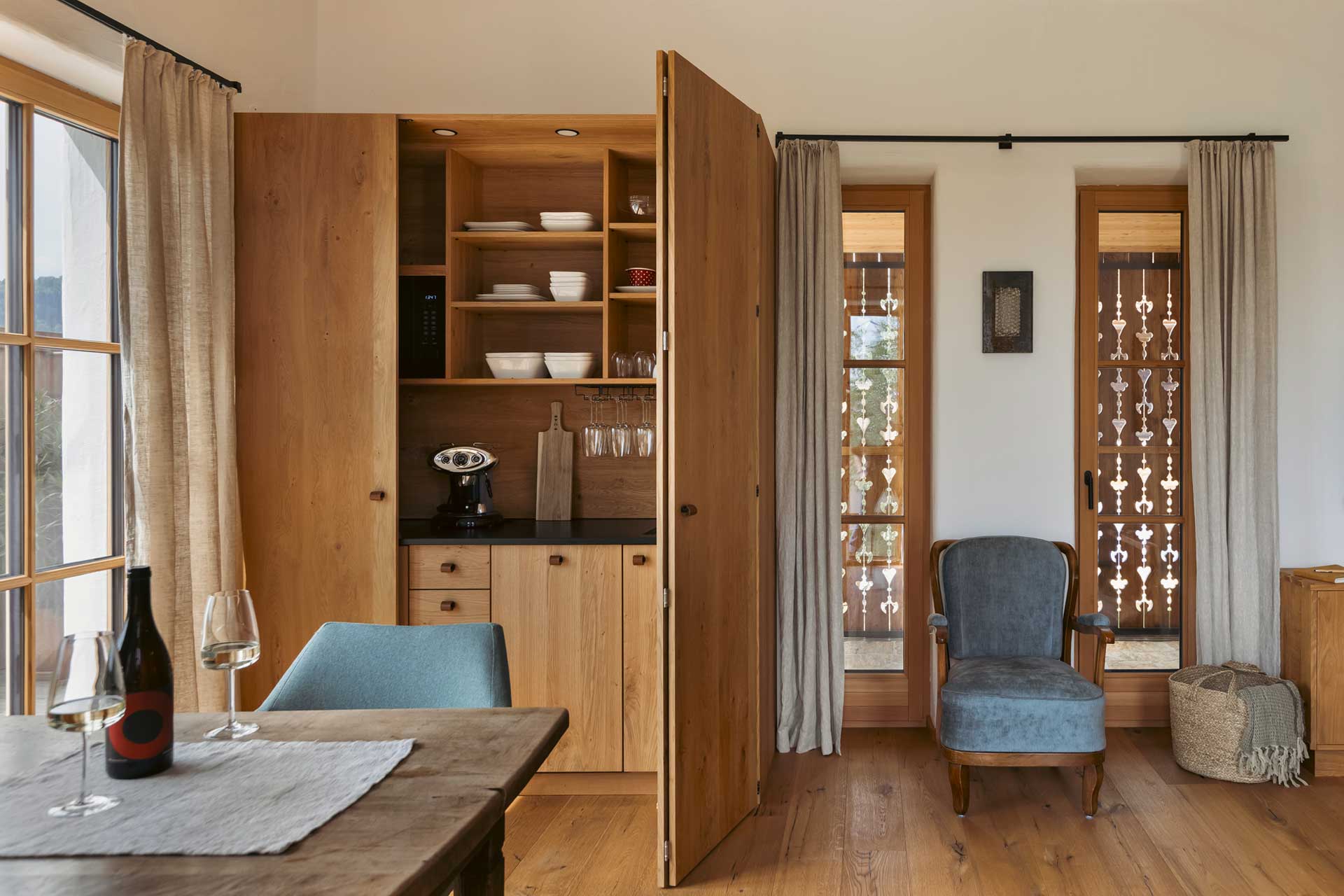 haus-rosa-am-wildbachberg_house_steiermark-austria_interior-space.jpg