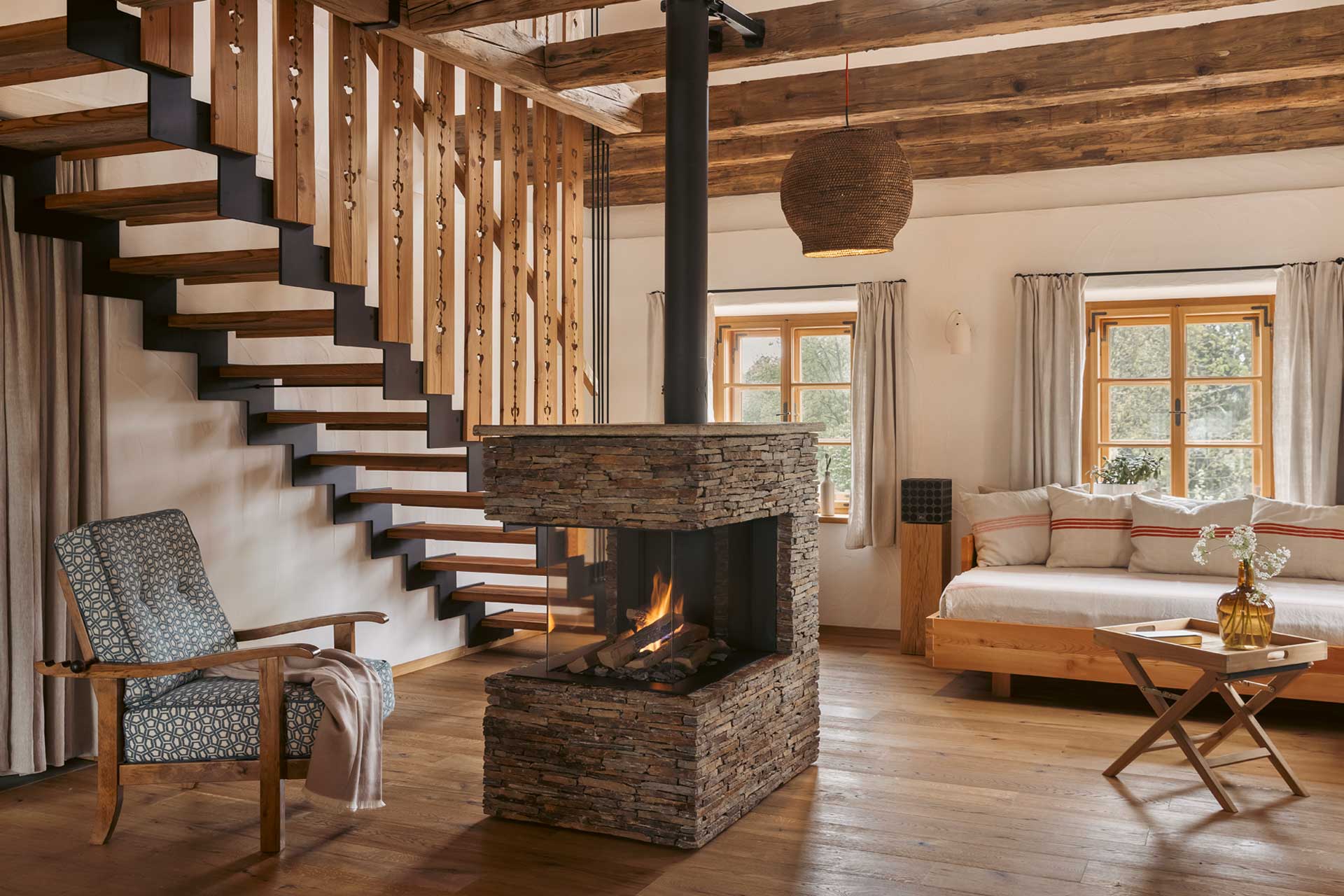 haus-franzl-am-wildbachberg_house_steiermark-austria_interior-space.jpg