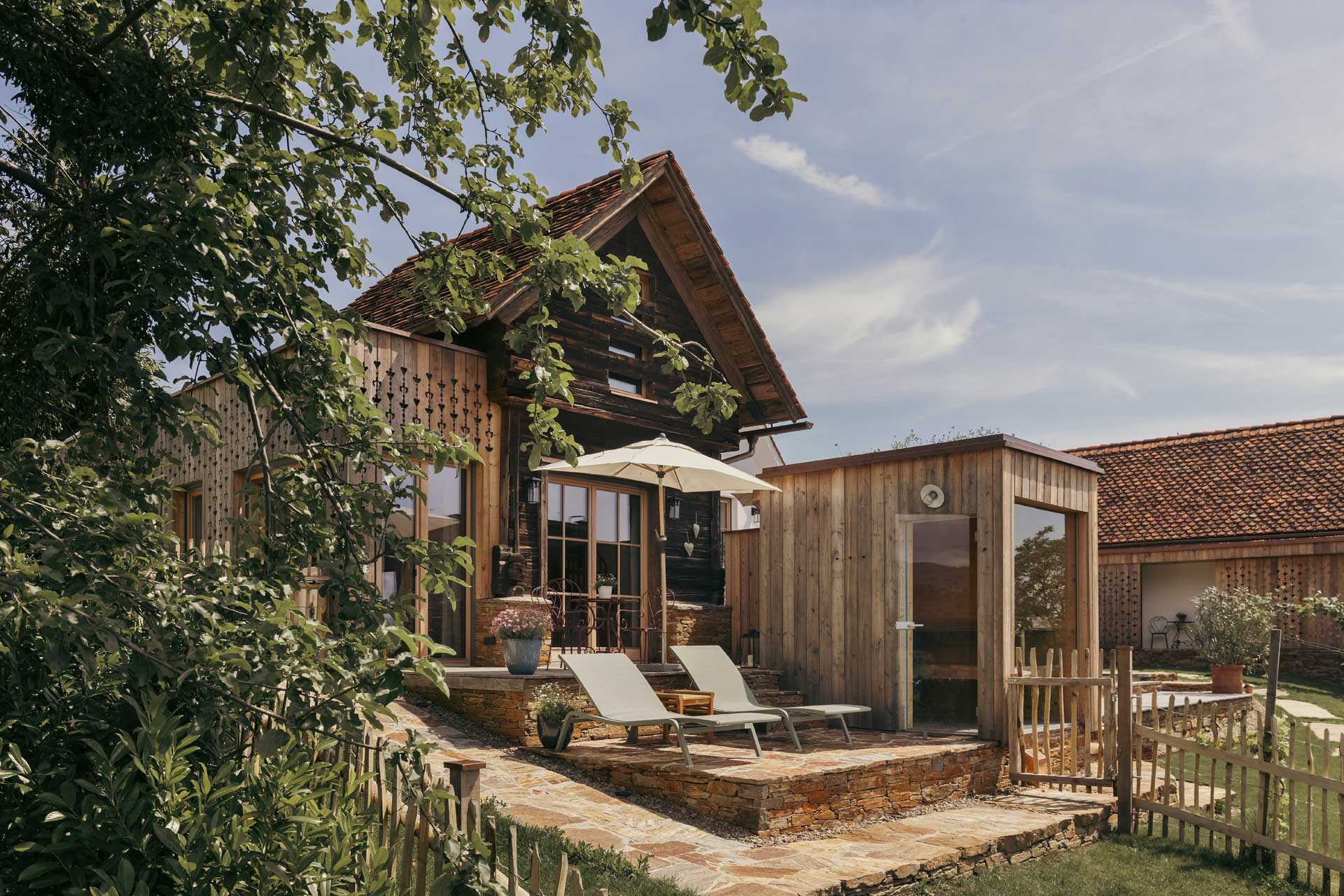 haus-sepp-am-wildbachberg_house_steiermark-austria_exterior-design.jpg