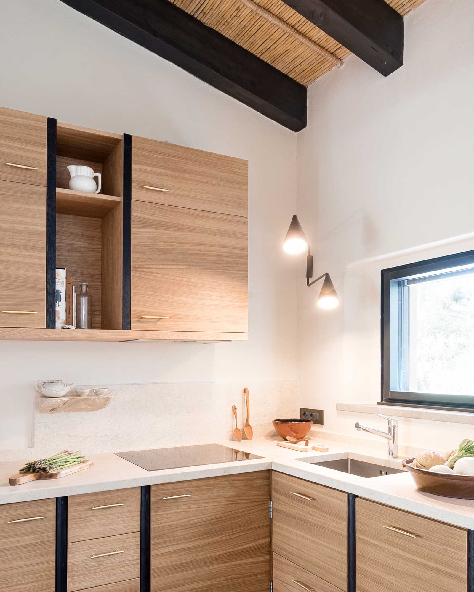luxi-bia-guesthouses-la-residenza_house_sardegna-italy_interior-kitchen.jpg