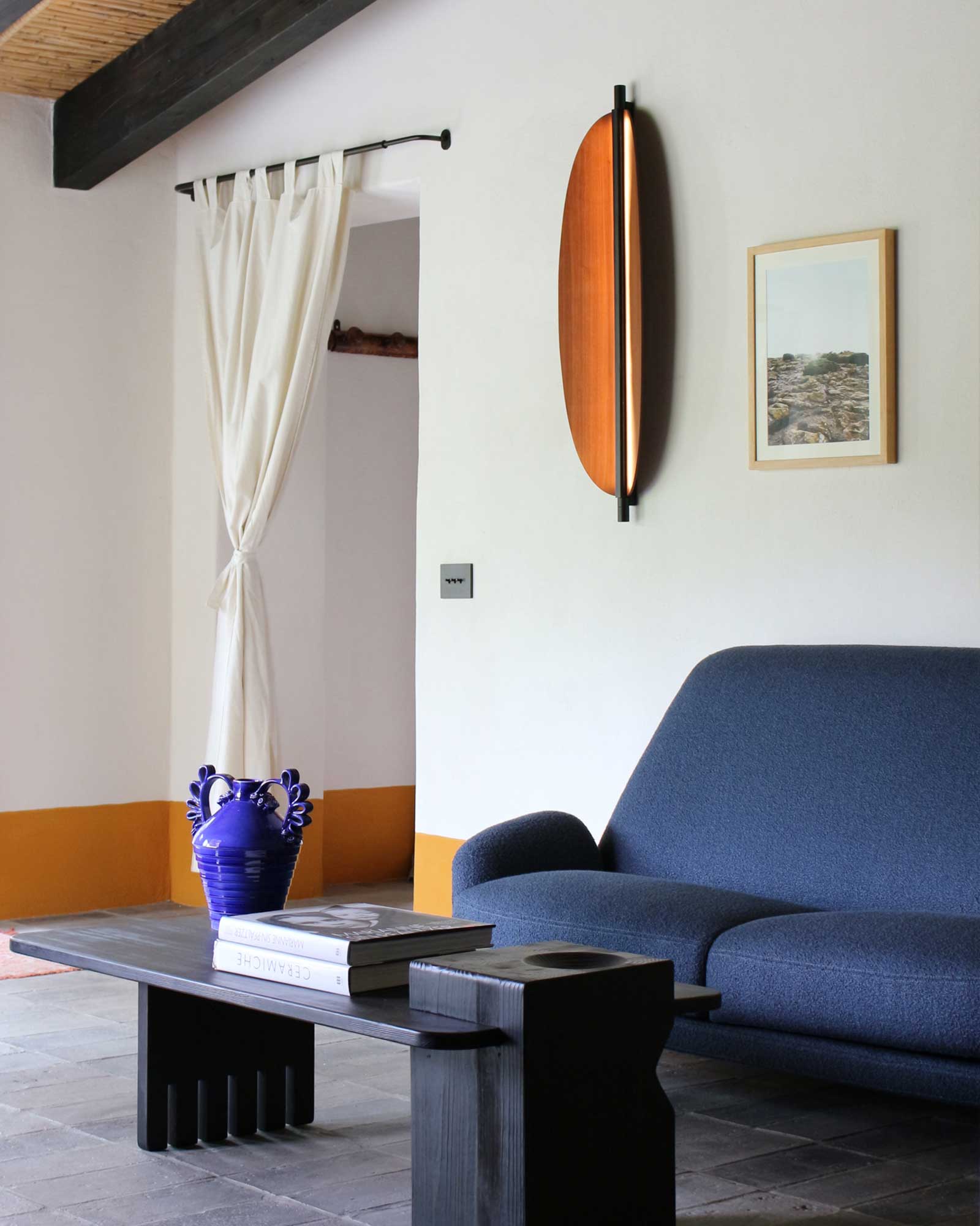 luxi-bia-guesthouses-la-residenza_house_sardegna-italy_interior-living.jpg