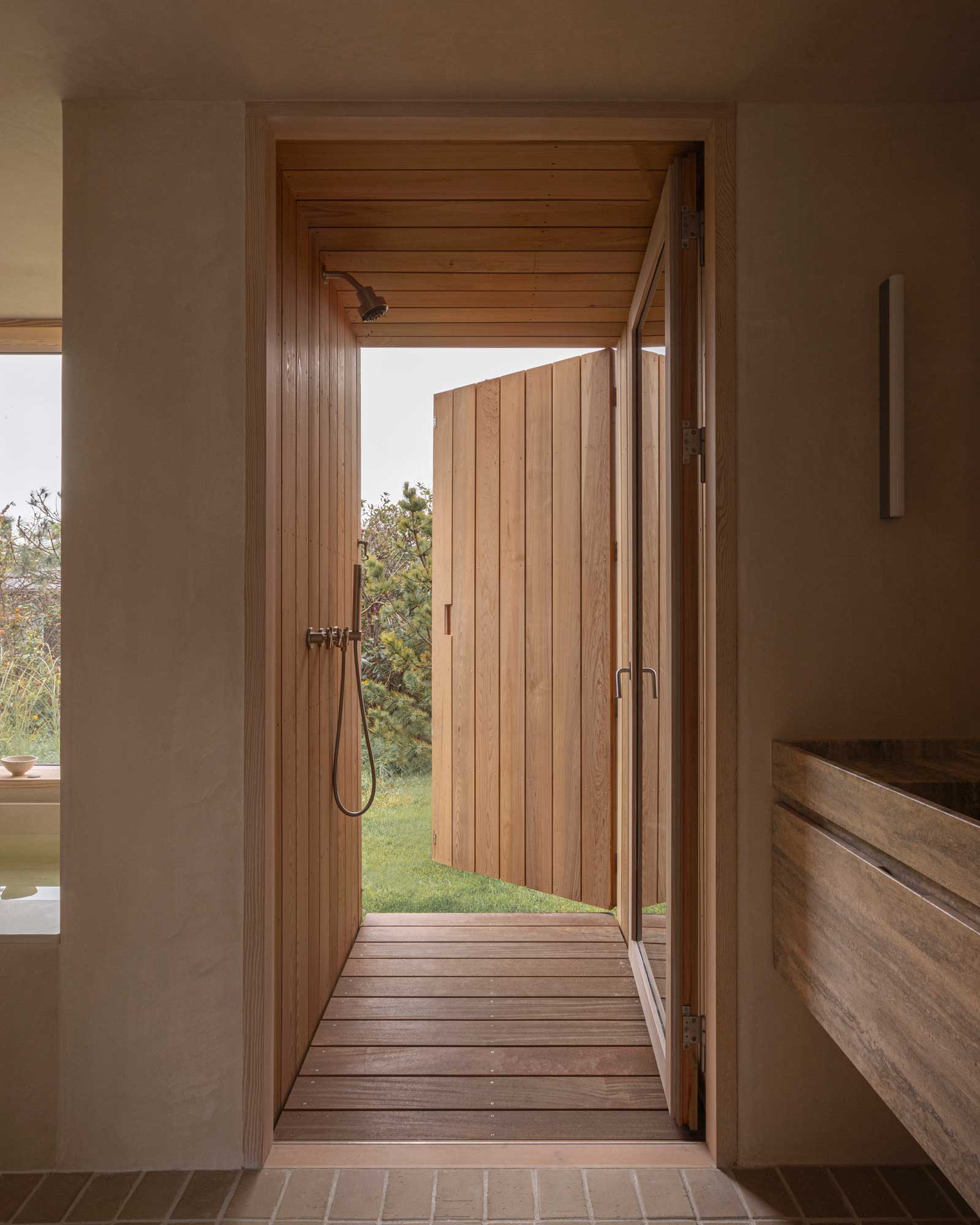 heatherhill-beach-house_beachhouse_seeland-denmark_interior-bathroom-wood-shower.jpg