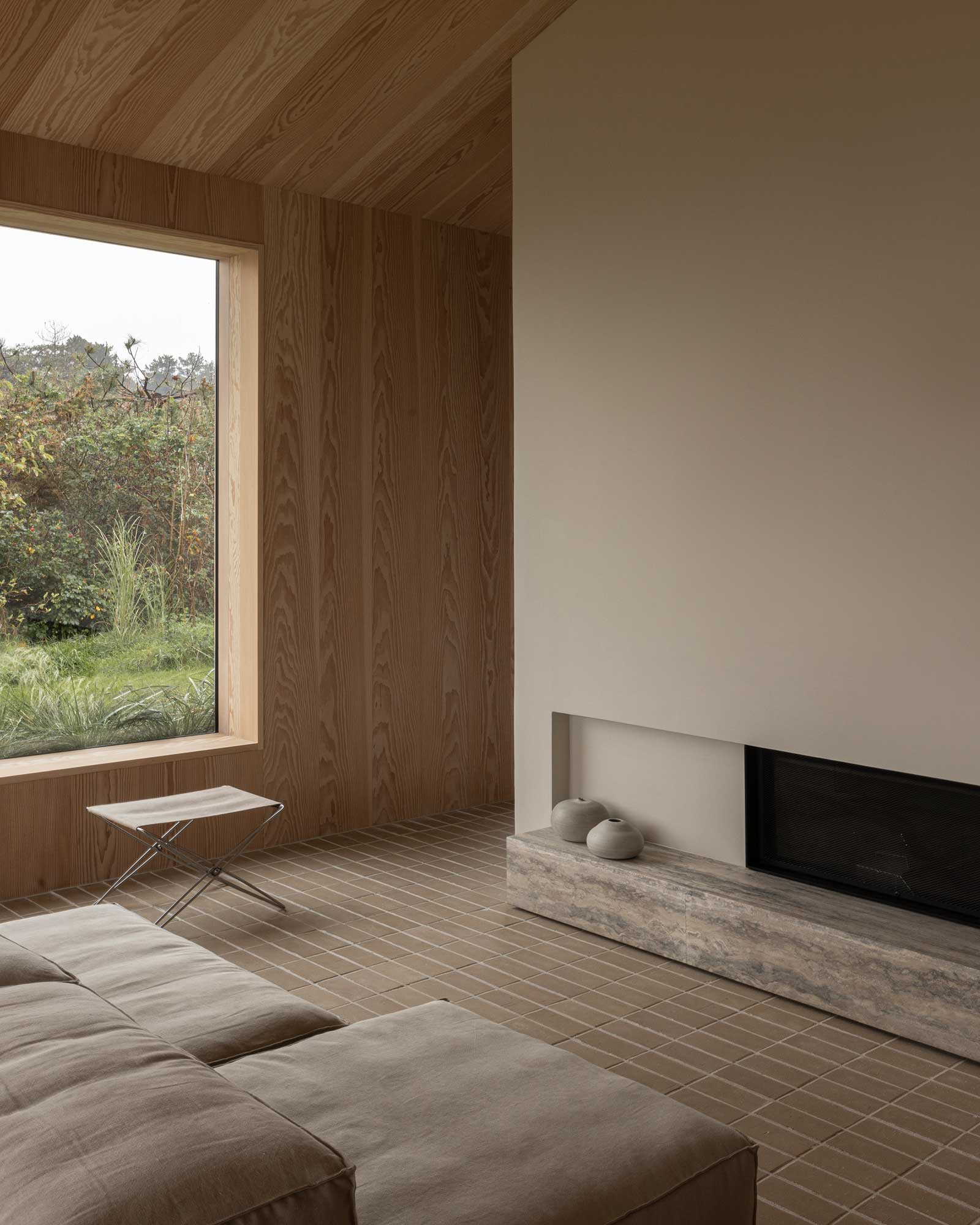 heatherhill-beach-house_beachhouse_seeland-denmark_interior-space-detail.jpg
