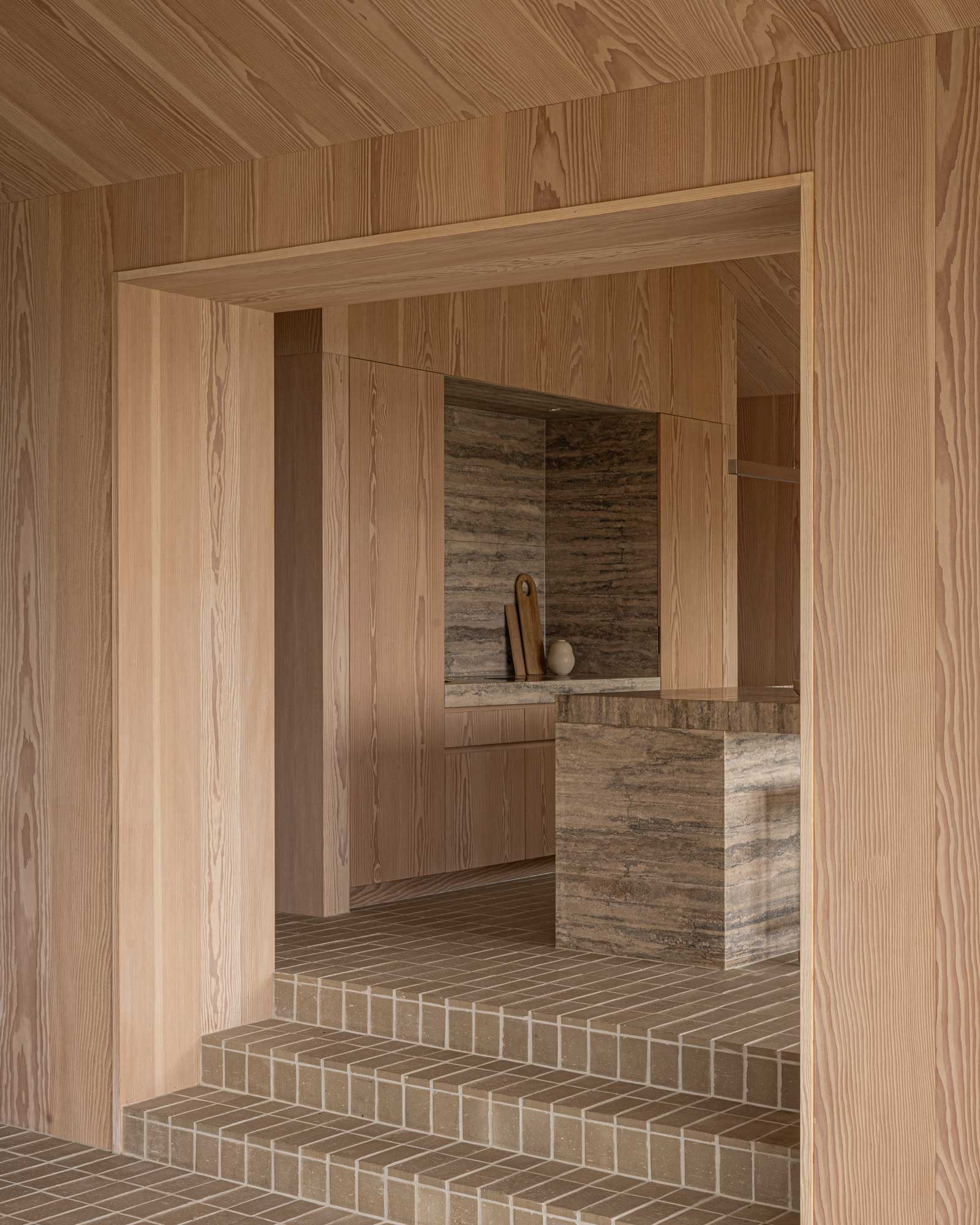 heatherhill-beach-house_beachhouse_seeland-denmark_interior-wooden-kitchen.jpg