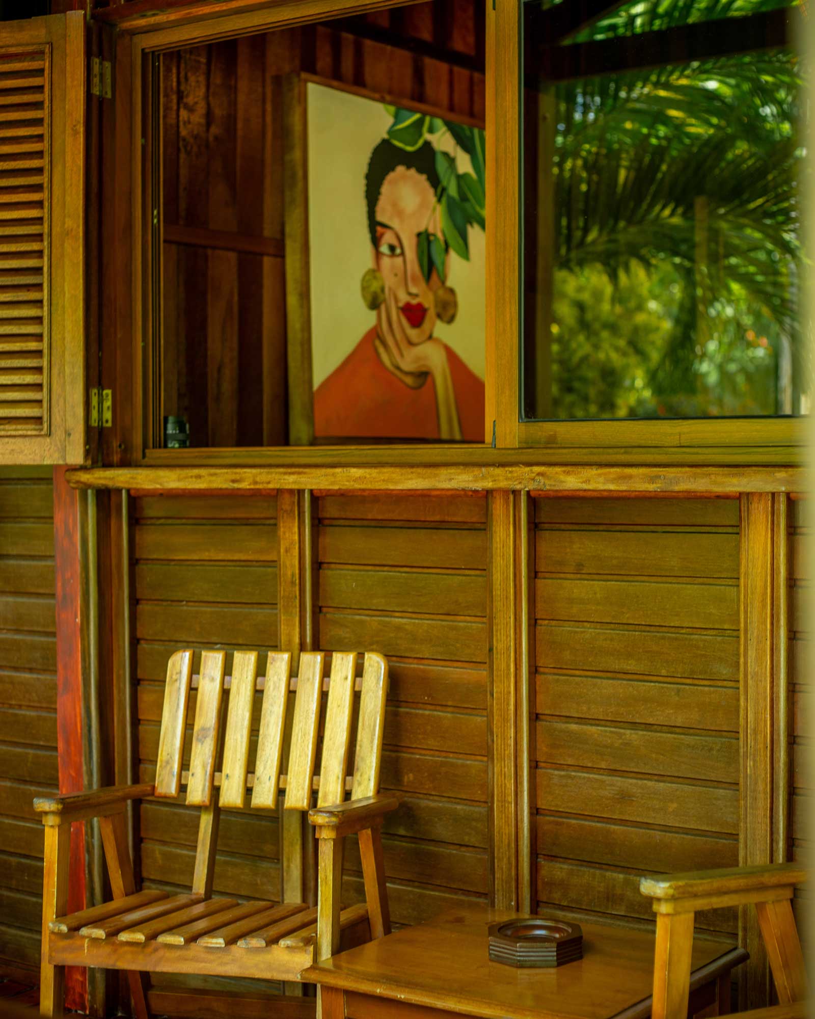 casa-madera_house_samana-dominican-republic_exterior-chair.jpg