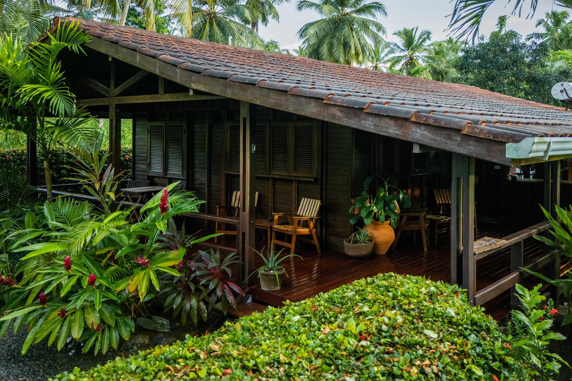 casa-madera_house_samana-dominican-republic_exterior-house.jpg