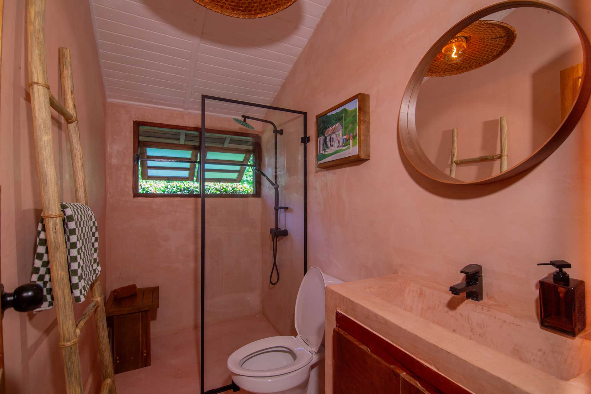 casa-madera_house_samana-dominican-republic_interior-bathroom.jpg