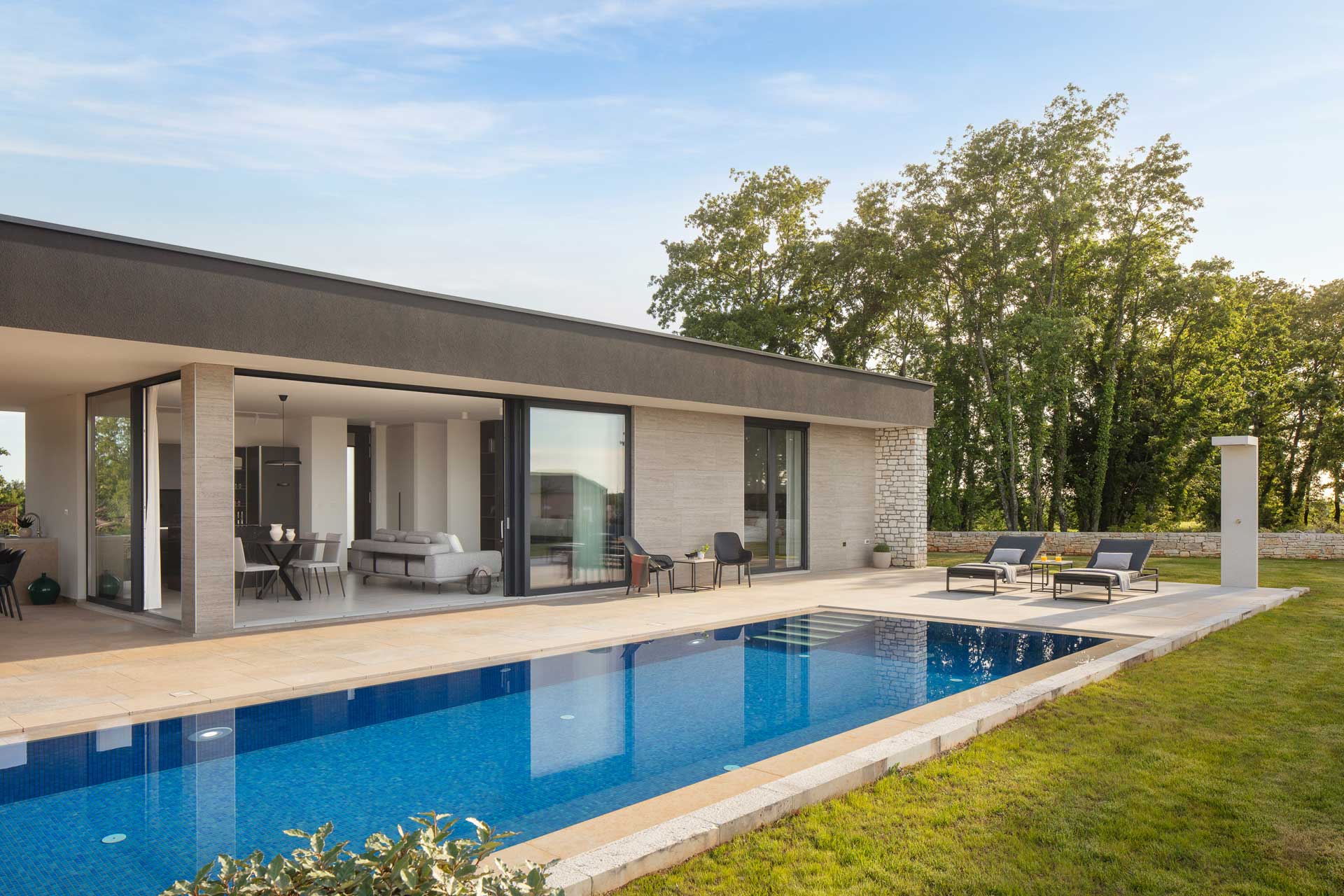 villa-themis