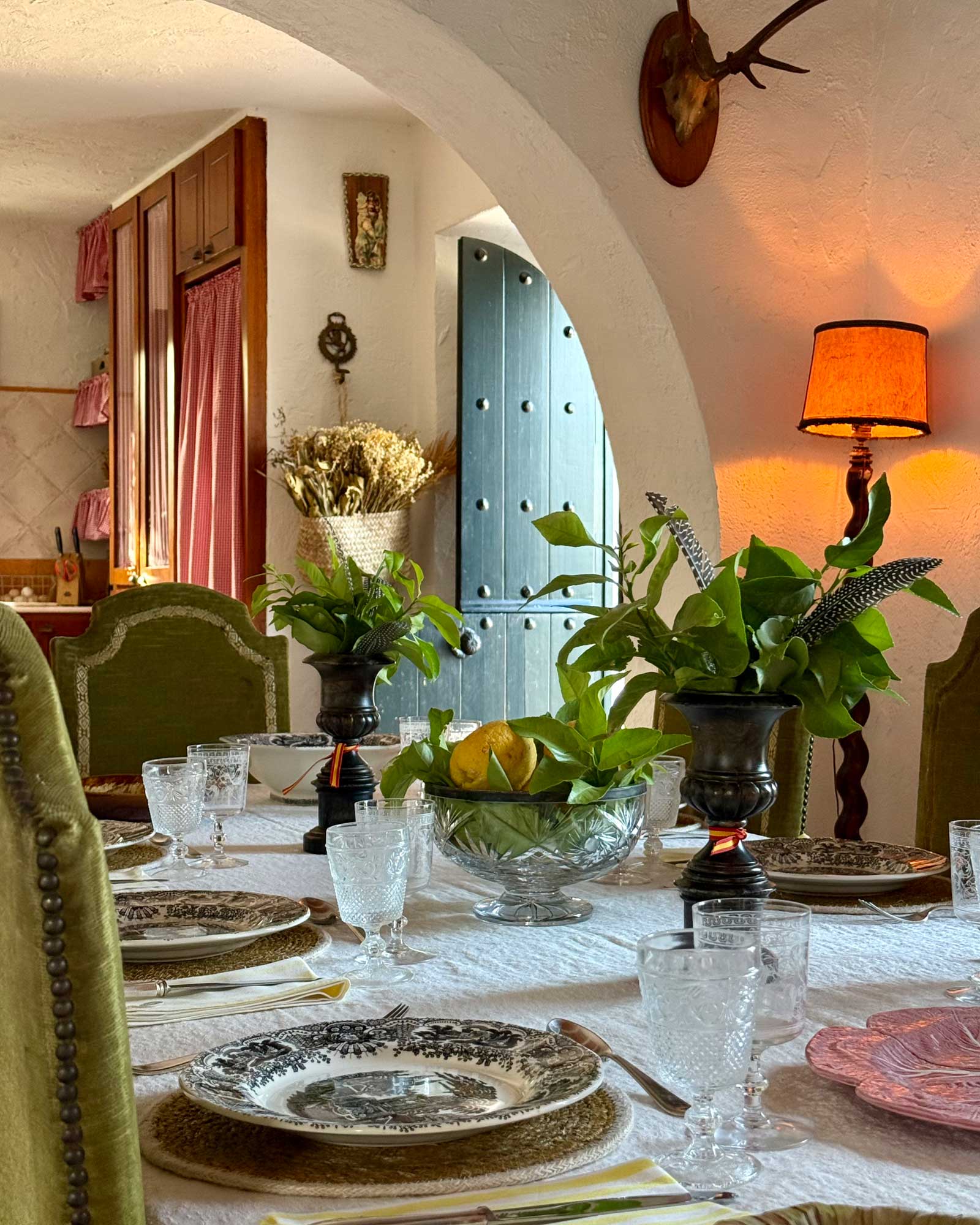 cortijo-la-sierrazuela_farmhouse_andalusia-spain_interior-table.jpg
