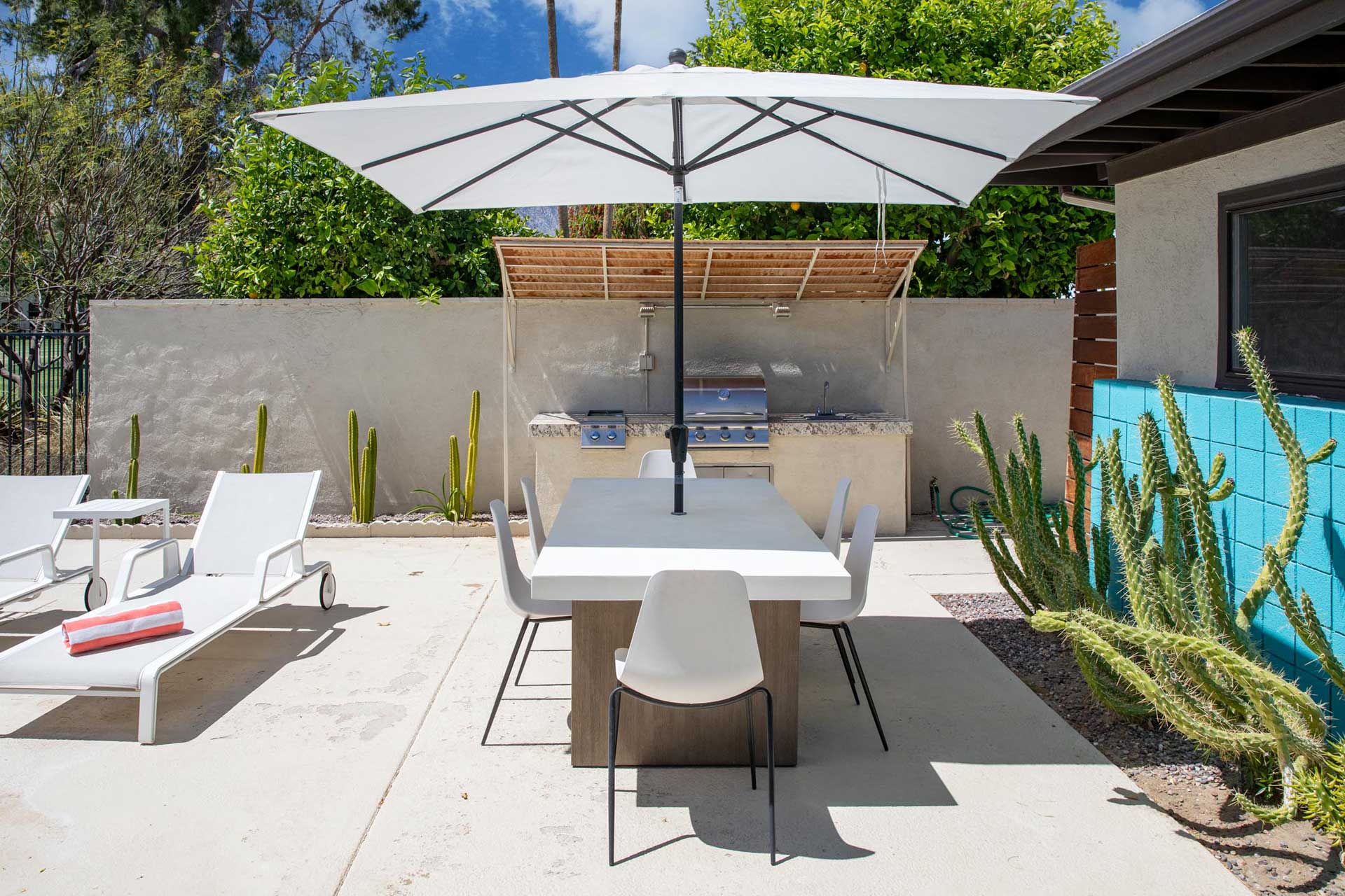 the-royal-singapore-palm-springs_house_california-usa_exterior.jpg
