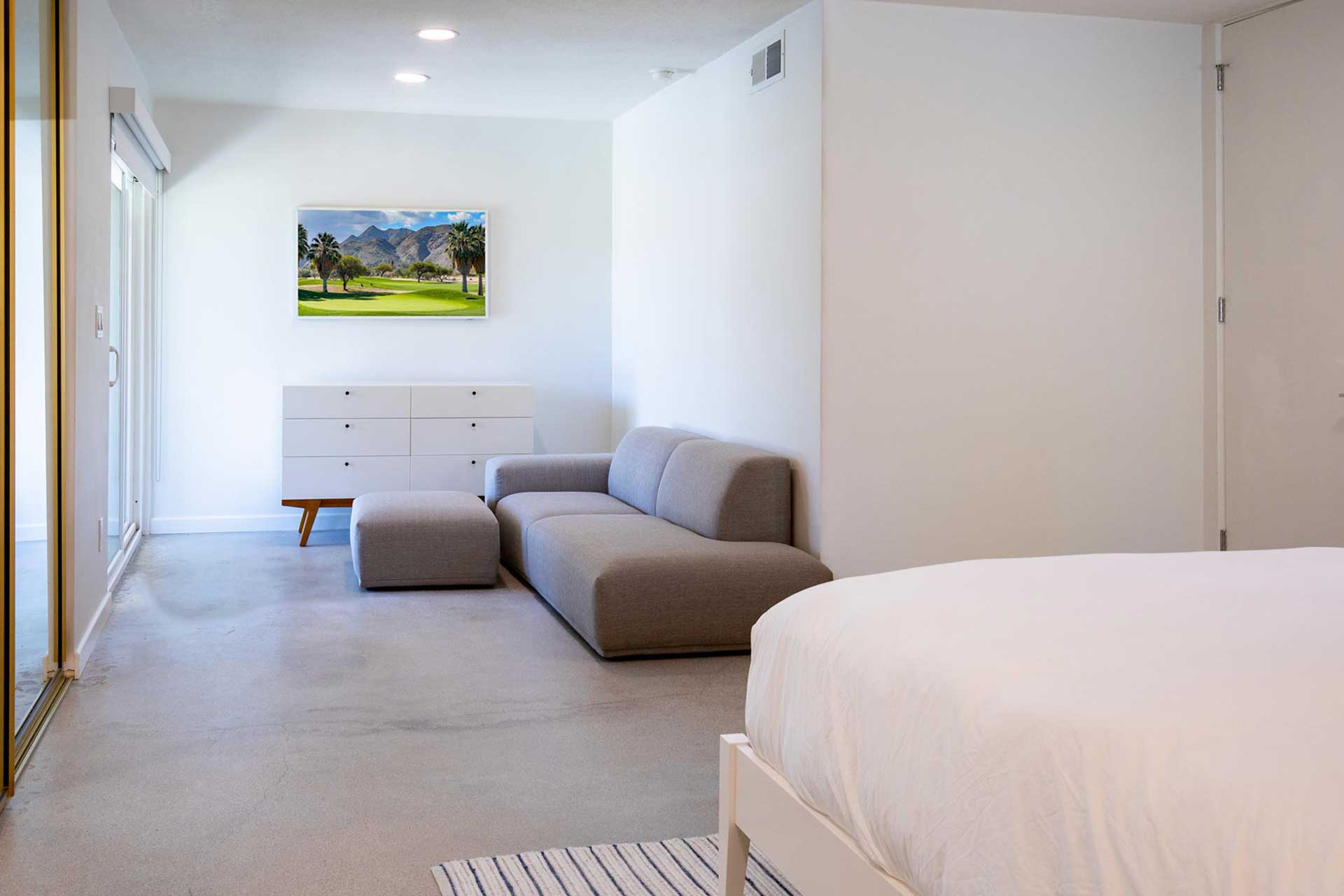 the-royal-singapore-palm-springs_house_california-usa_interior-bedroom.jpg