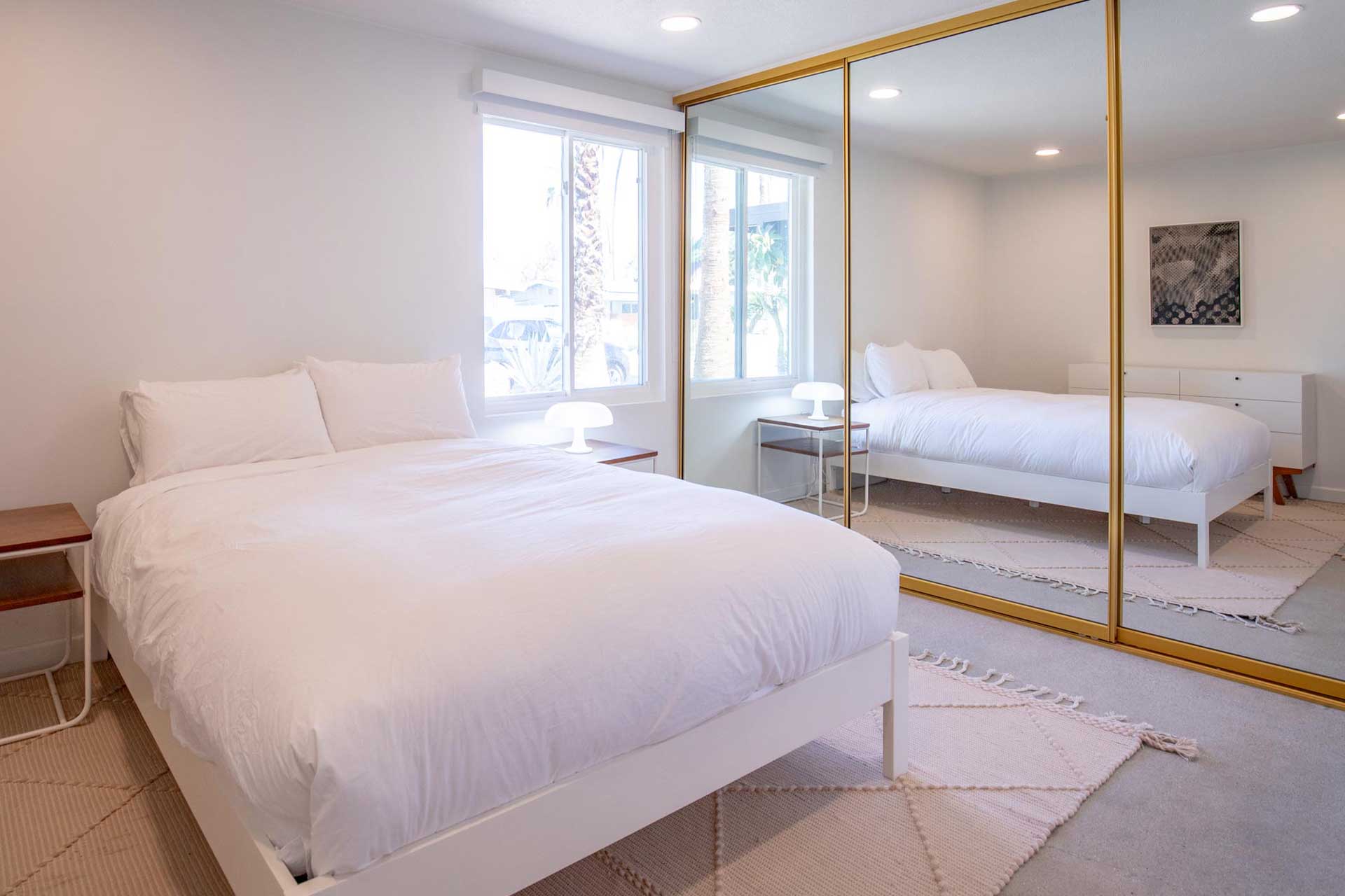 the-royal-singapore-palm-springs_house_california-usa_interior-bedroom-space.jpg