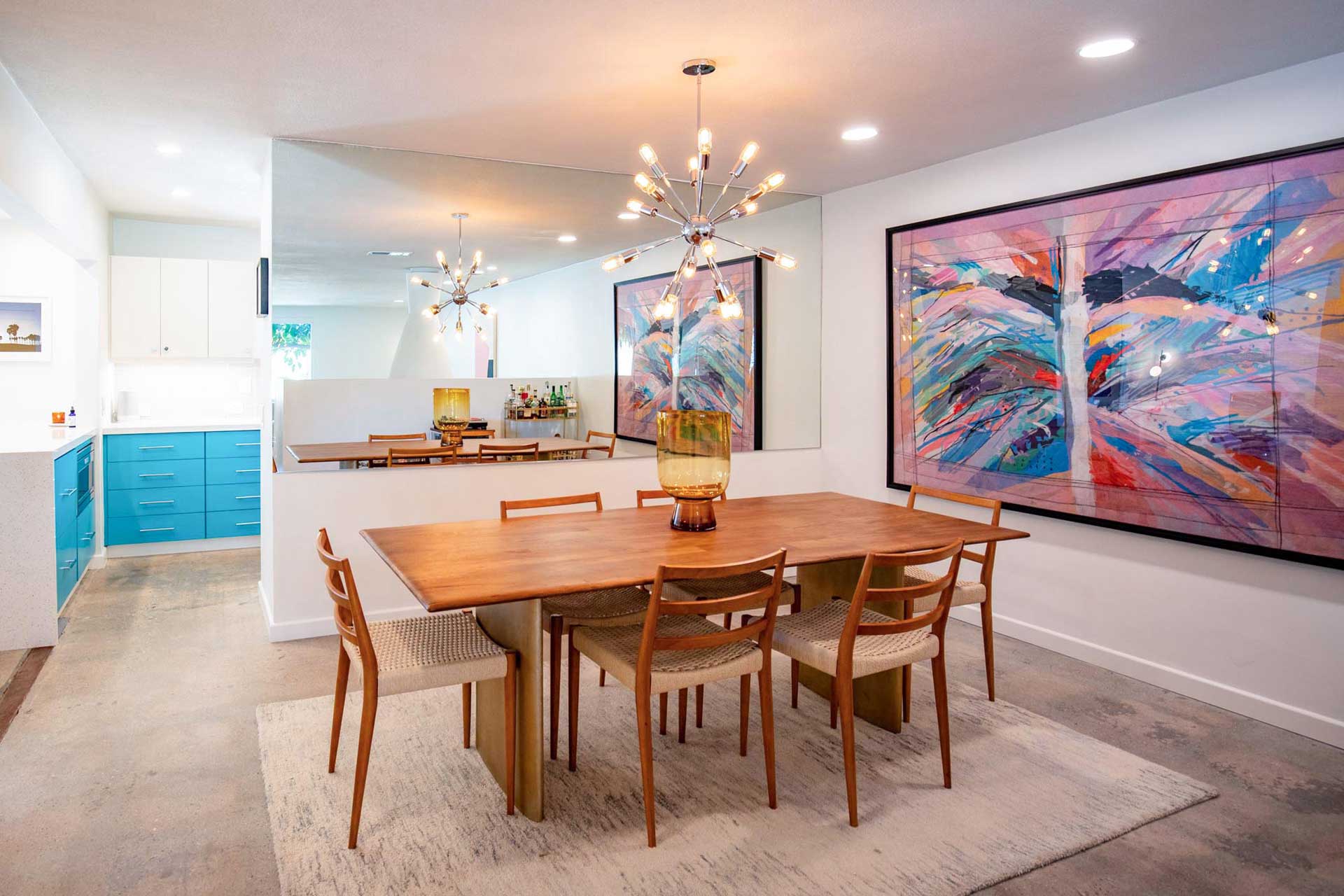 the-royal-singapore-palm-springs_house_california-usa_interior-dining-table.jpg