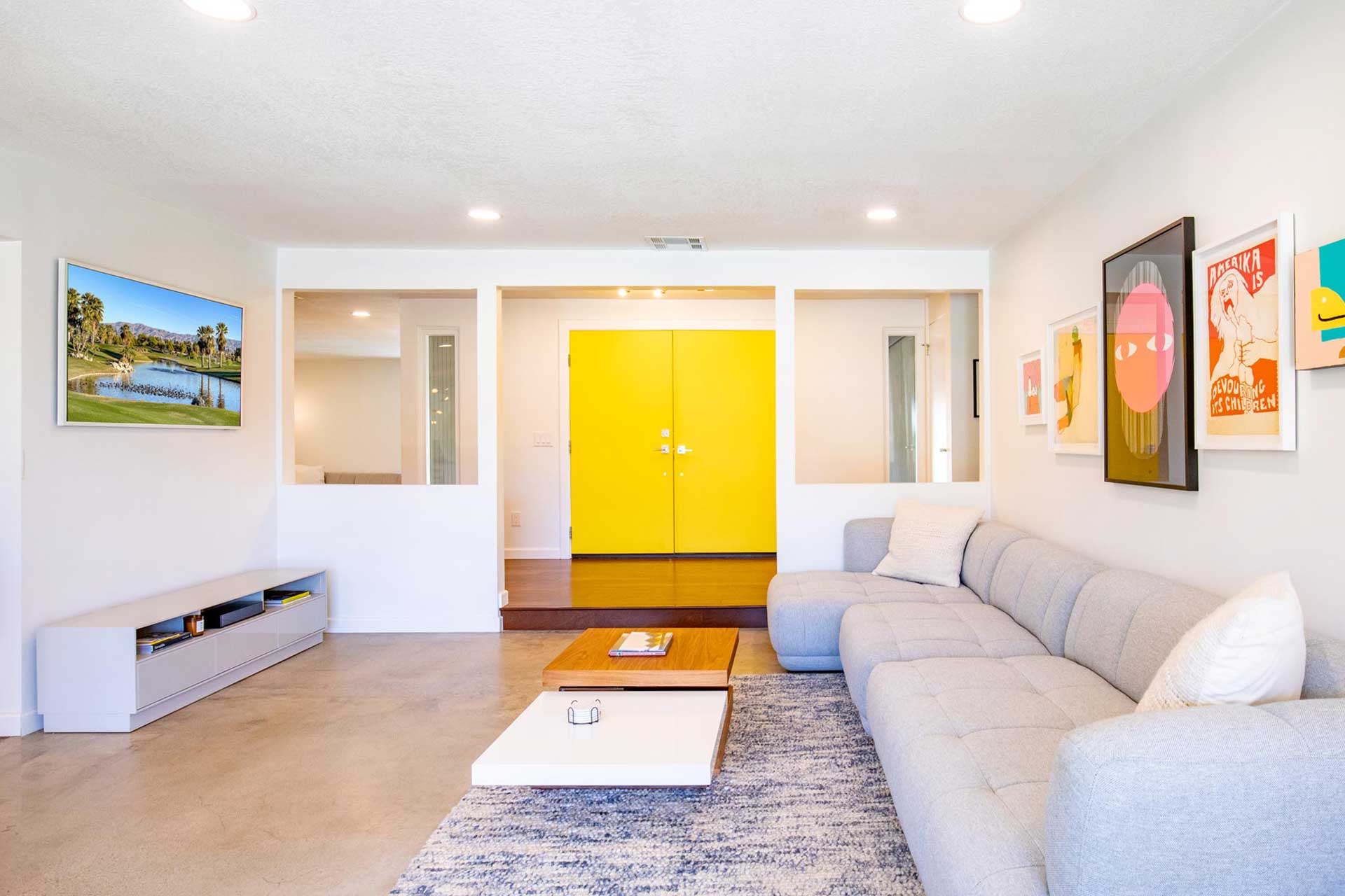the-royal-singapore-palm-springs_house_california-usa_interior-entrance.jpg