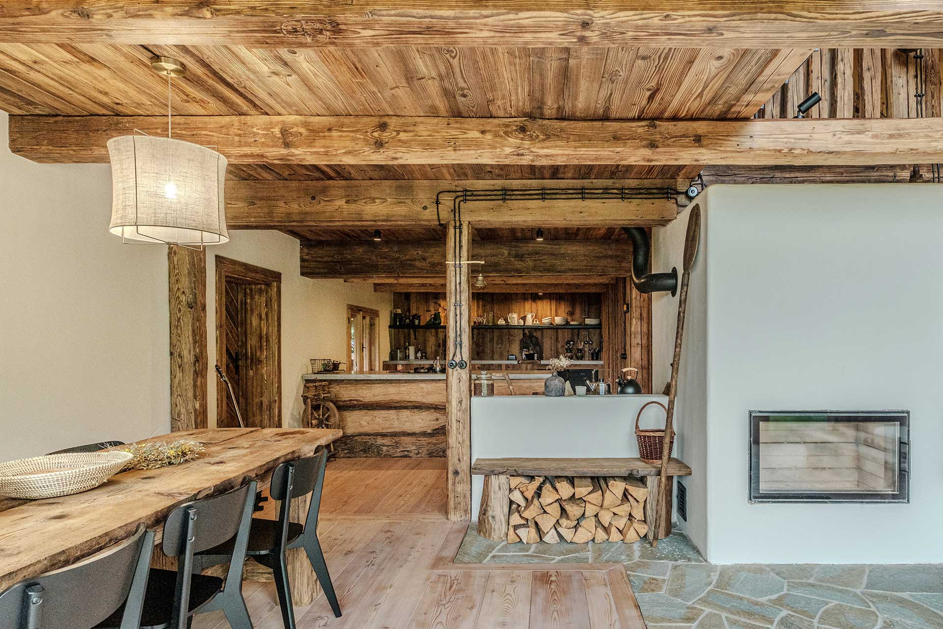 chata-pytlorka_house_navsi-czech-republic_interior-space-design.jpg