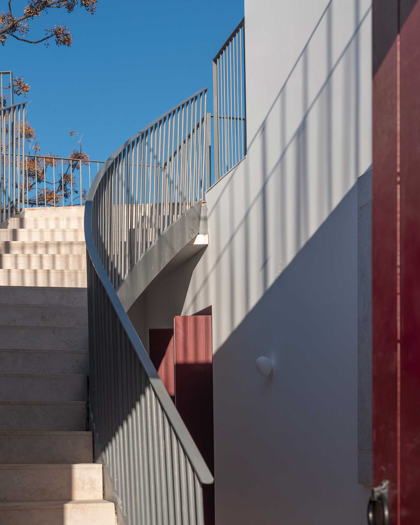 dona-ana-house_house_faro-portugal_exterior-detail.jpg