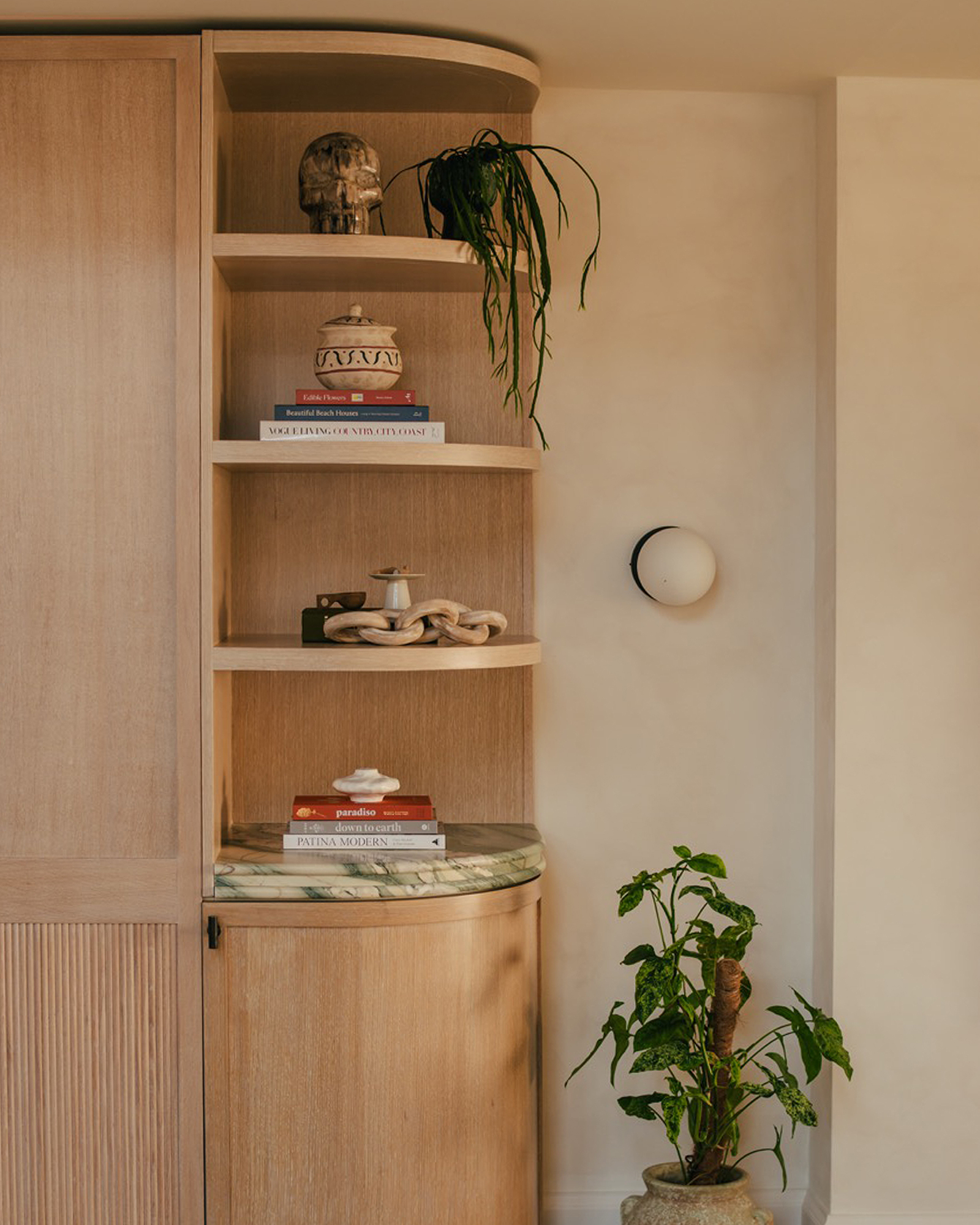 st-ives-beachfront-penthouse_penthouse_st-ives-england-uk_interior-detail-kitchen.jpg