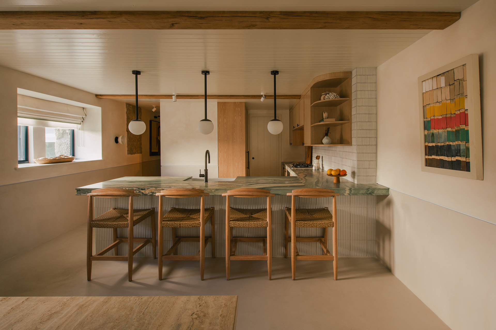 st-ives-beachfront-apartment_apartment_england-uk_interior-kitchen.jpg