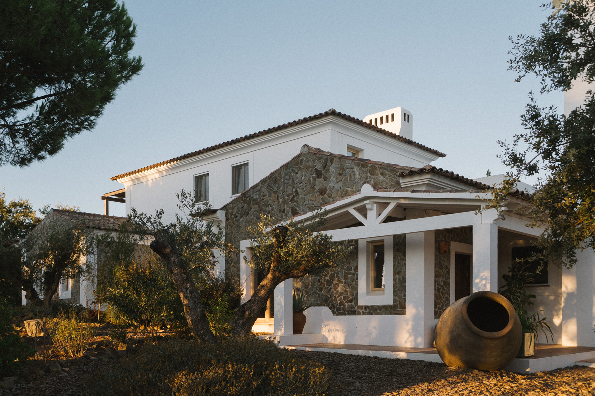 casa-pinhal-melides_villa_melides-setubal-portugal_exterior-design.jpg