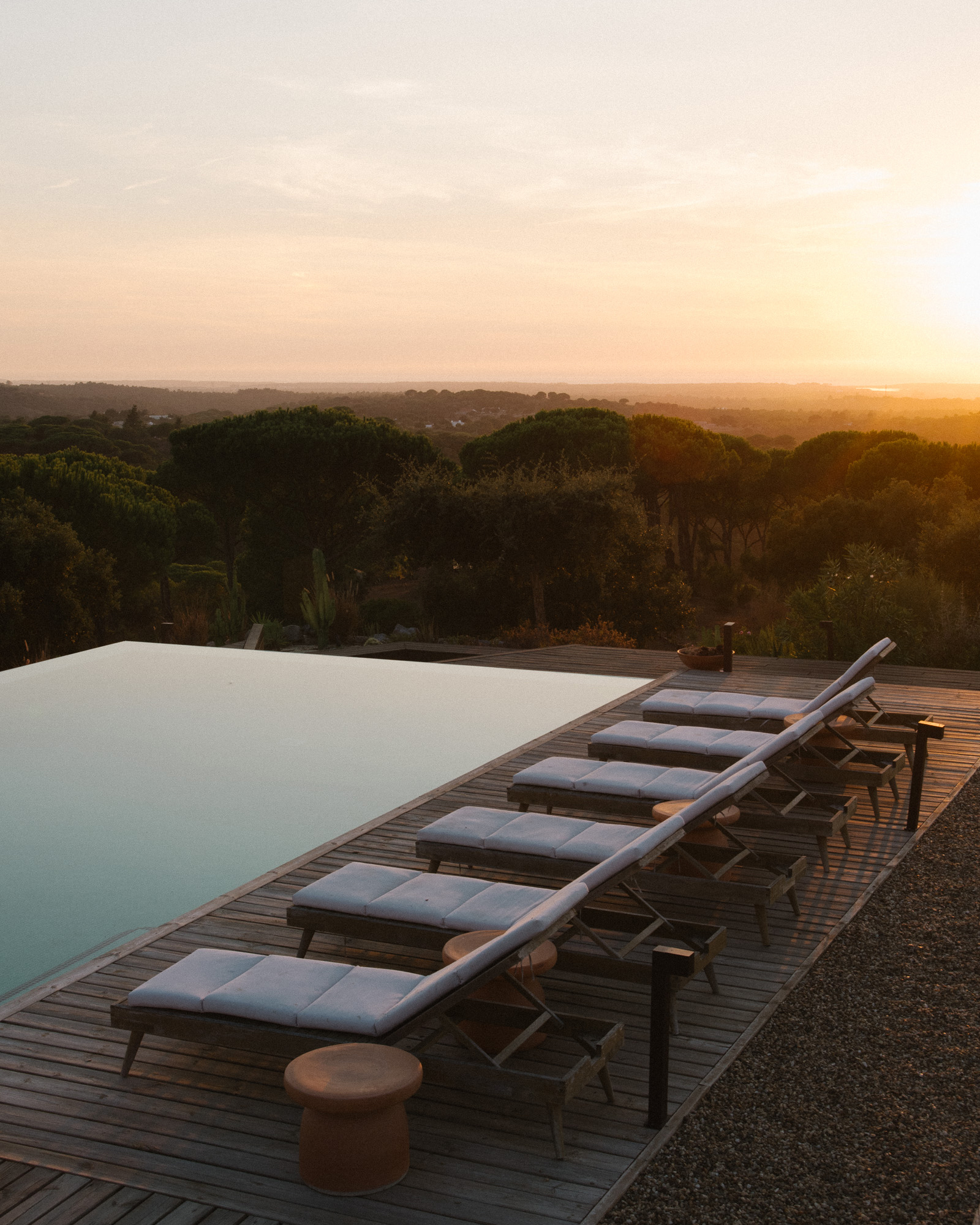 casa-pinhal-melides_villa_melides-setubal-portugal_exterior-pool-sunset.jpg
