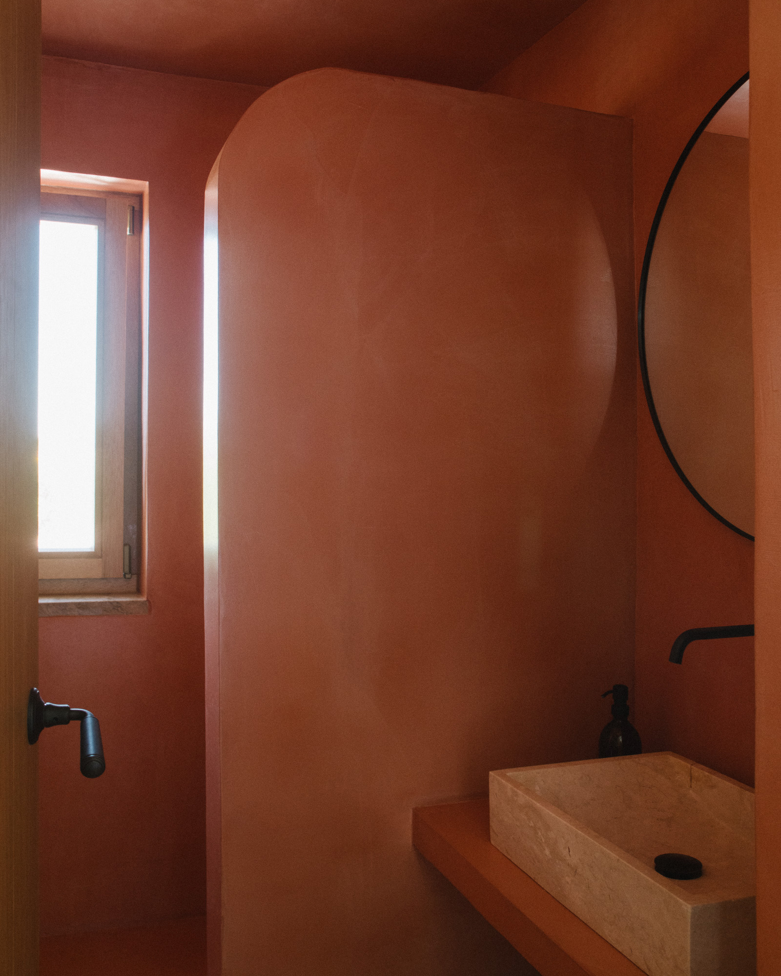 casa-pinhal-melides_villa_melides-setubal-portugal_interior-bathroom.jpg