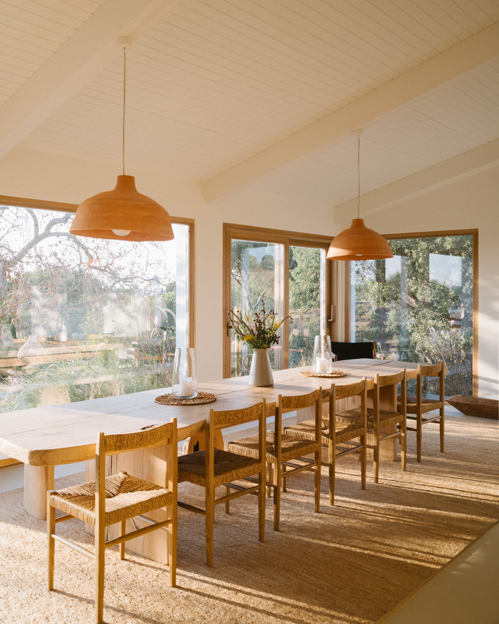 casa-pinhal-melides_villa_melides-setubal-portugal_interior-dining.jpg