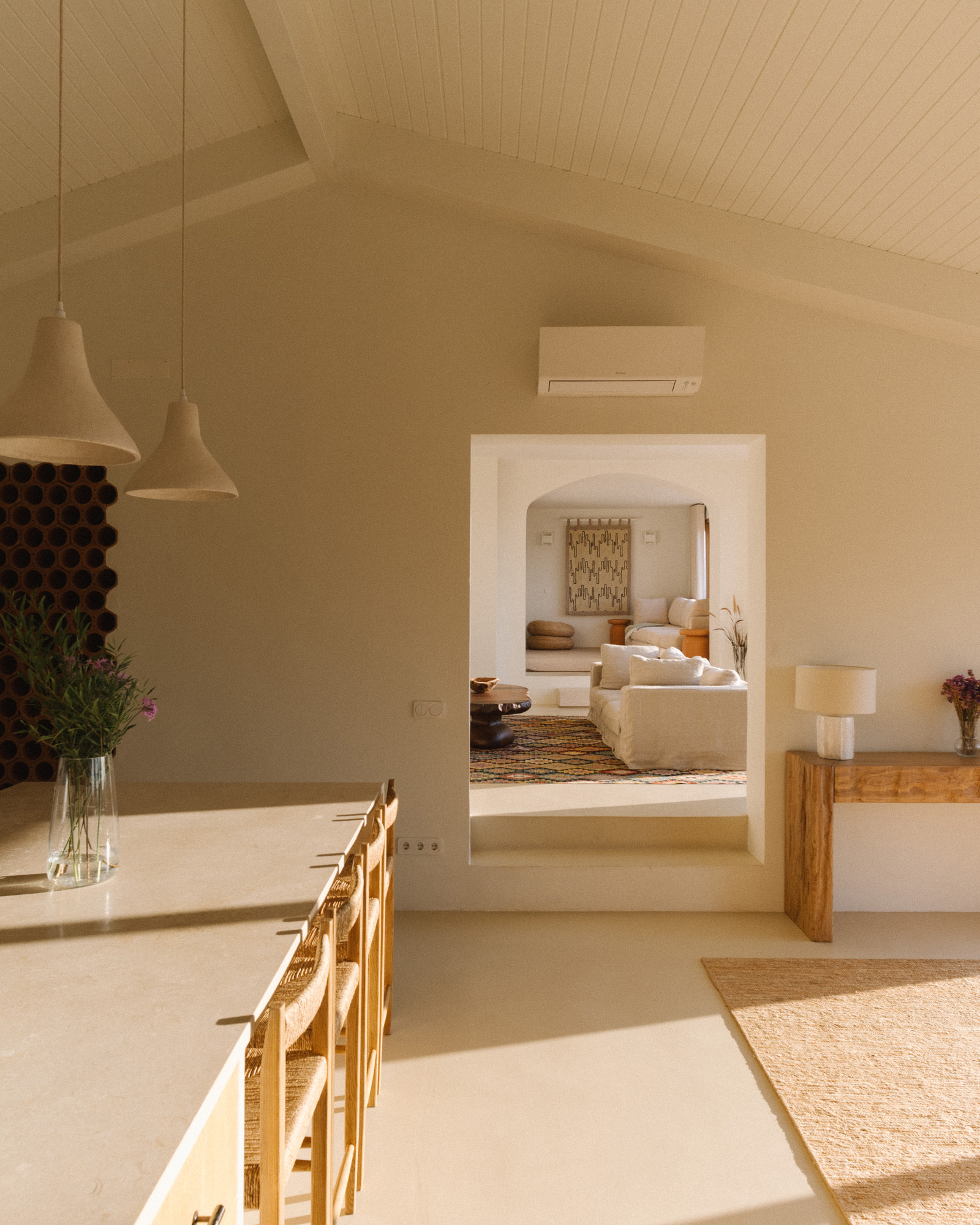 casa-pinhal-melides_villa_melides-setubal-portugal_interior-space-design.jpg