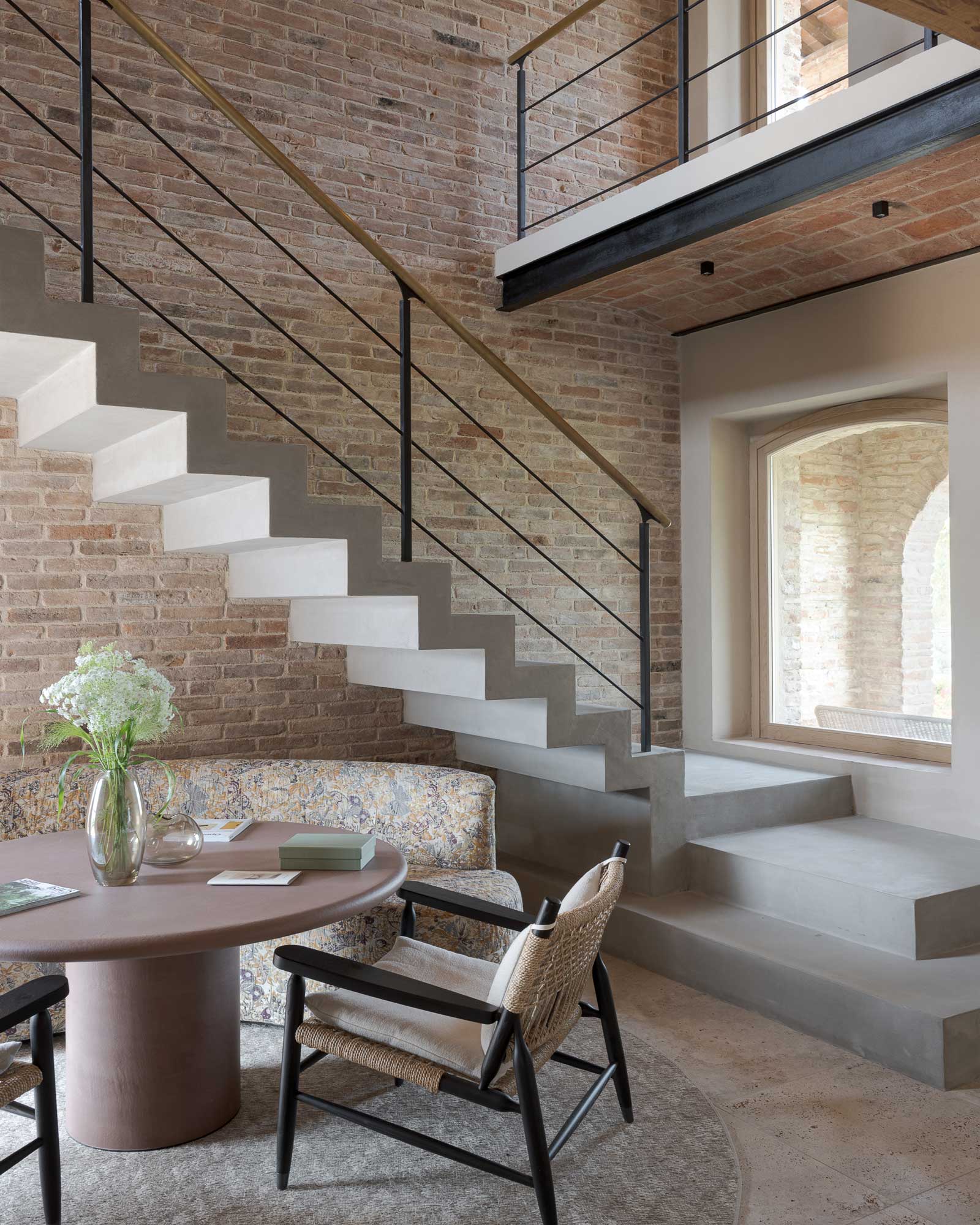 il-mandorlo-by-boutique_country-house_umbria-italy_interior-design-stairs.jpg