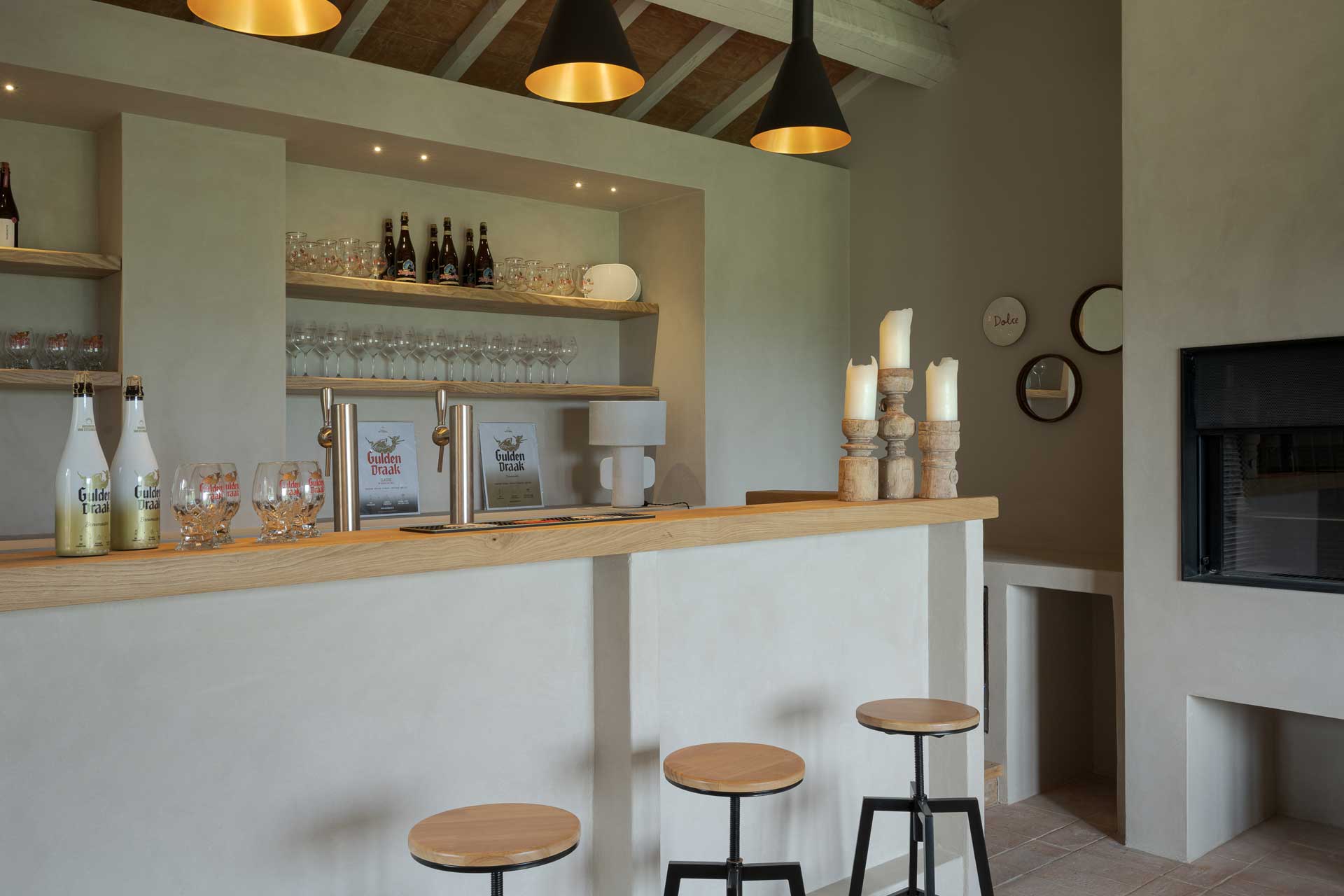 il-mandorlo-by-boutique_country-house_umbria-italy_interior-room.jpg