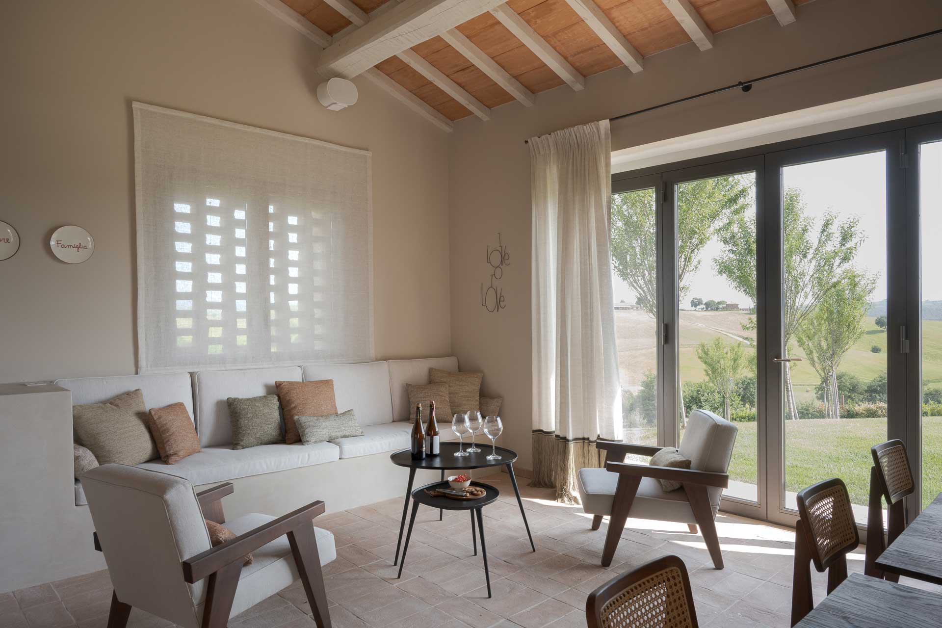 il-mandorlo-by-boutique_country-house_umbria-italy_interior-space.jpg