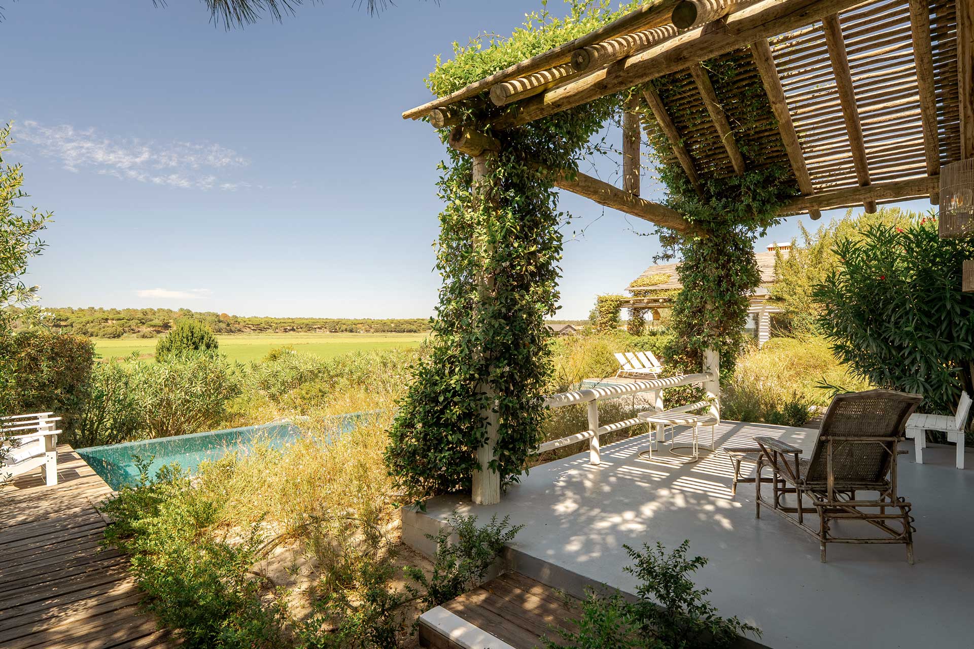 villa-ricefield_villa_comporta-portugal_exterior-terrace.jpg