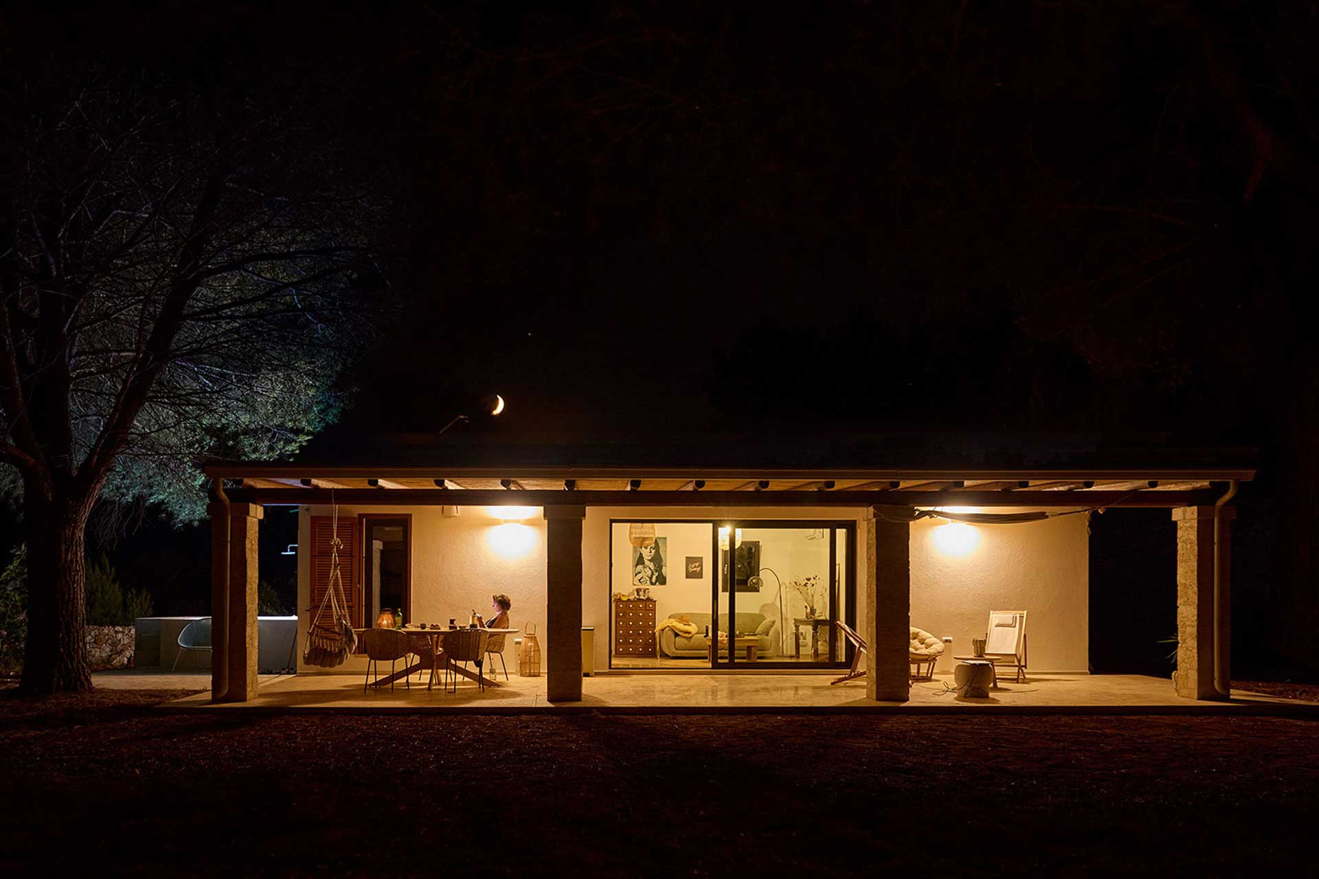 la-fuga-salento_estate_puglia-italy_exterior-night.jpg