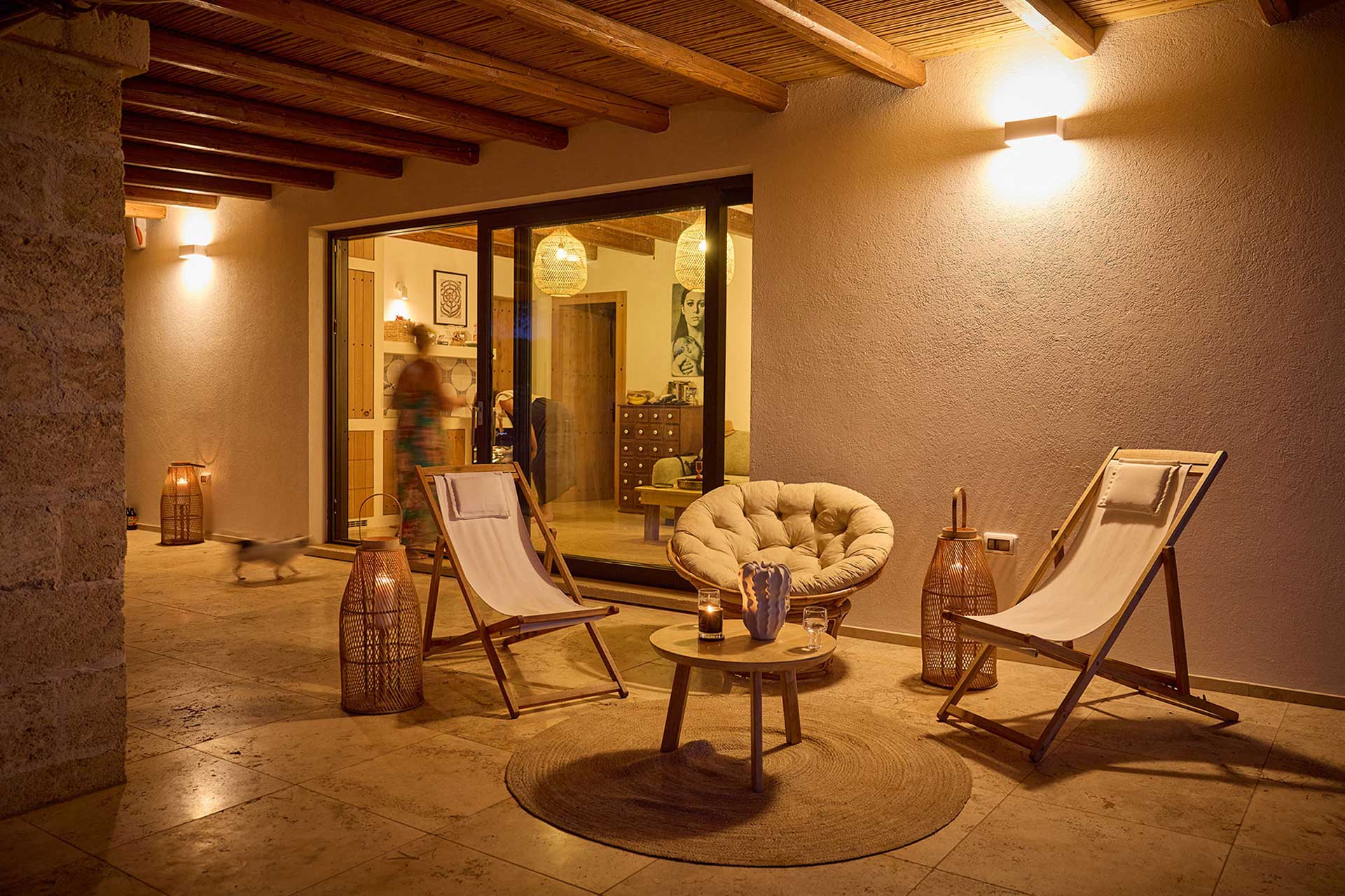 la-fuga-salento_estate_puglia-italy_exterior-terrace-night.jpg