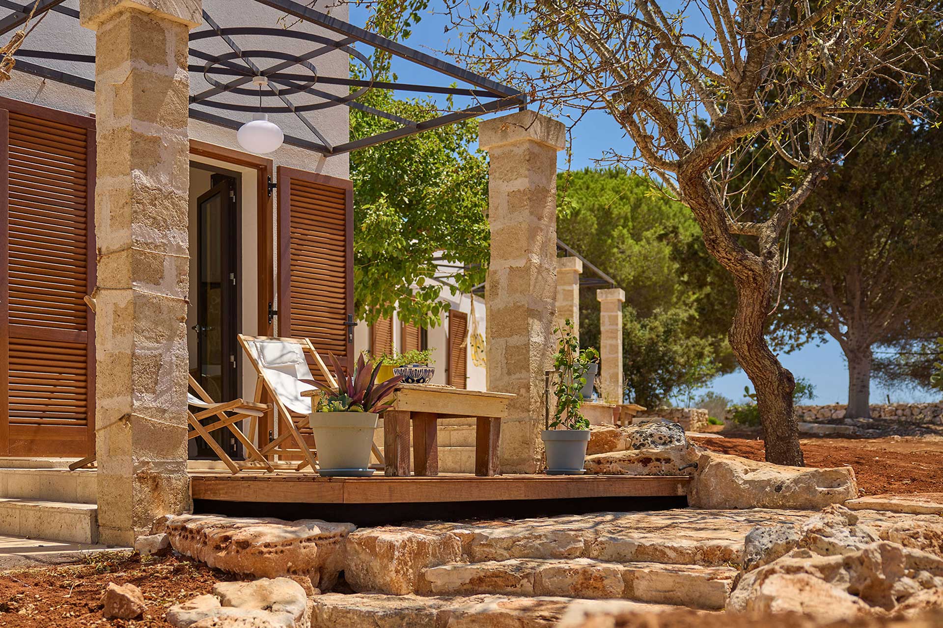 casa-di-uva_house_puglia-italy_exterior-facade.jpg