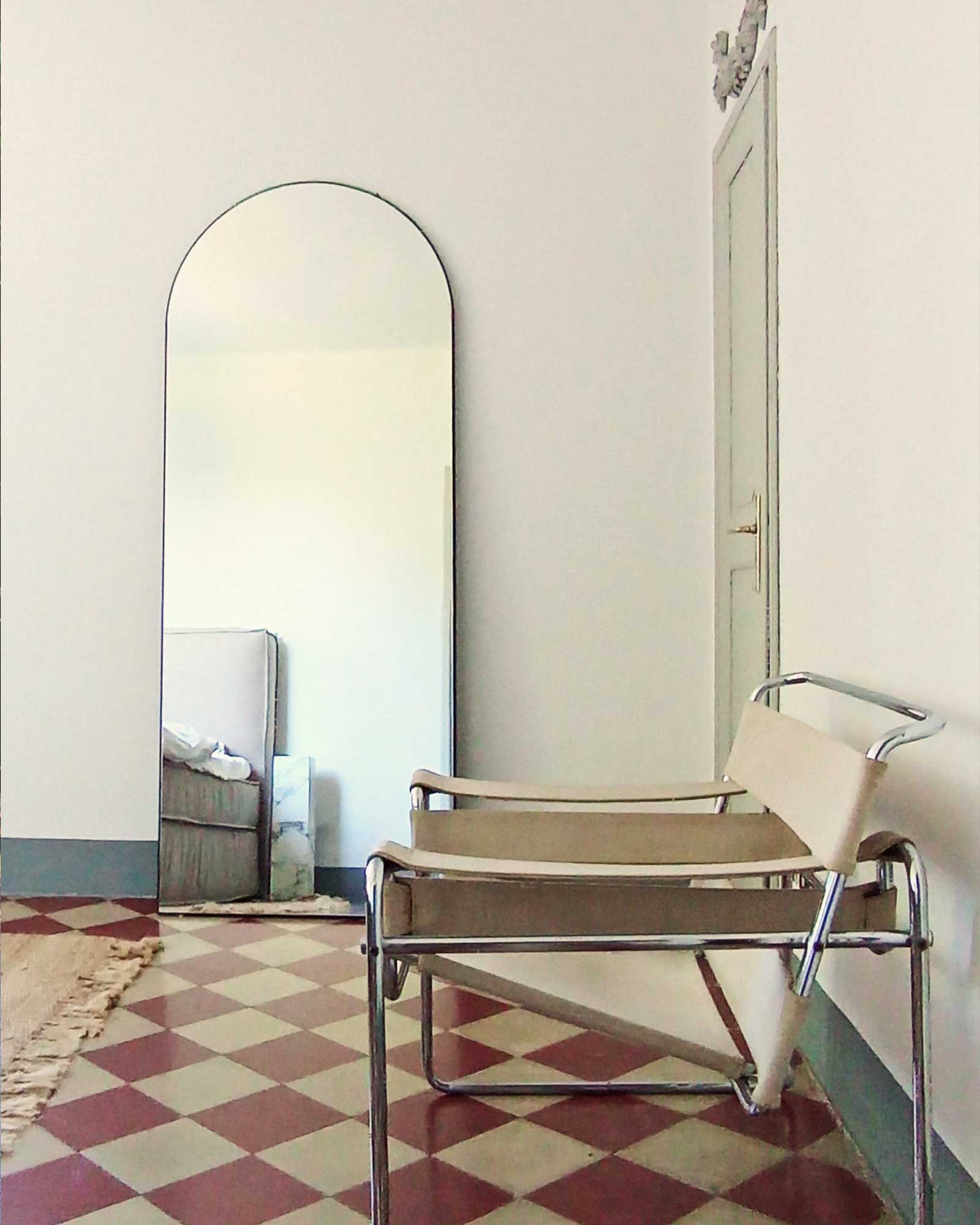 villa-mia_villa_toscana-lucca-italy_interior-mirror.jpg