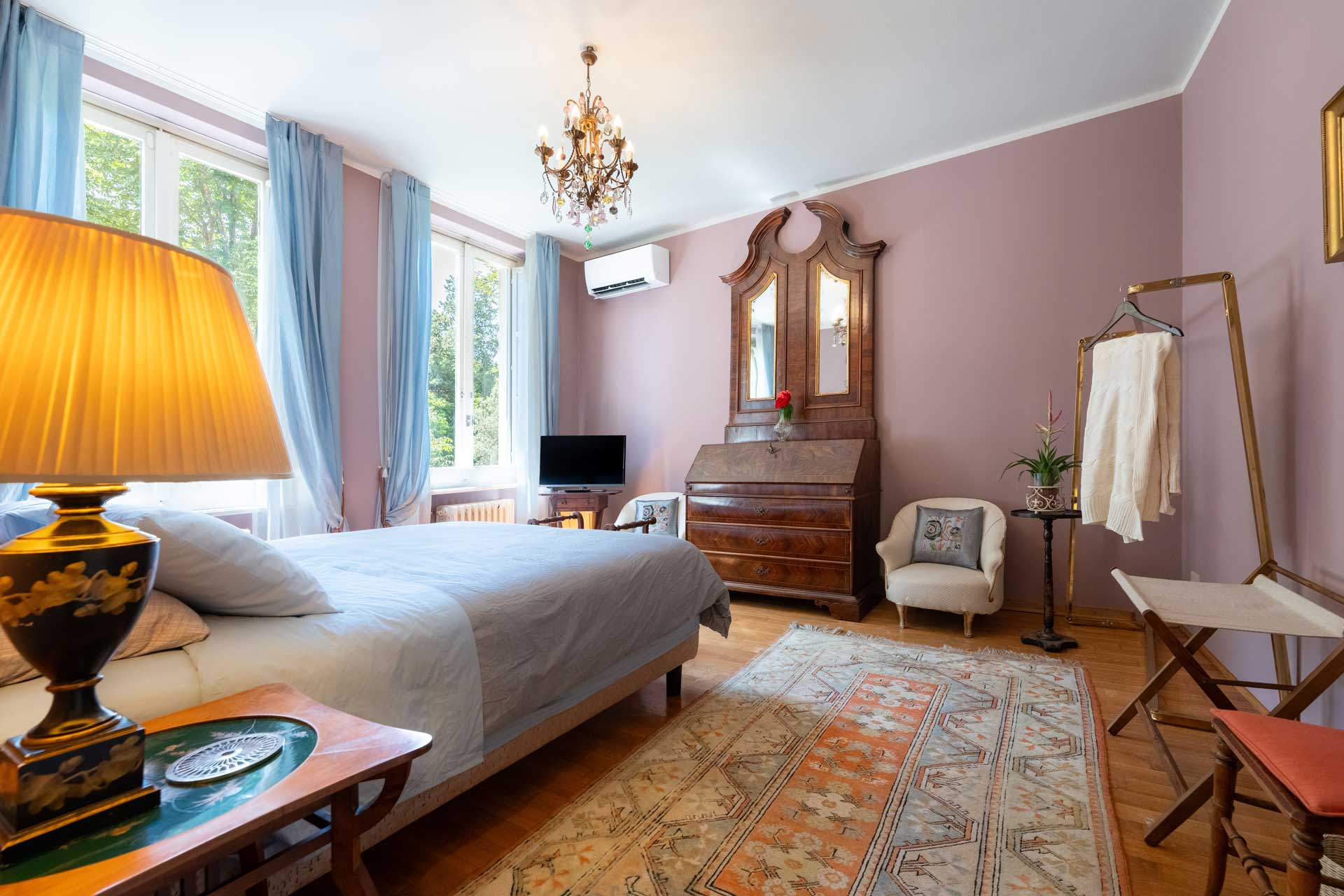 villa-angela_house_florence-tuscany-italy_interior-bedroom.jpg
