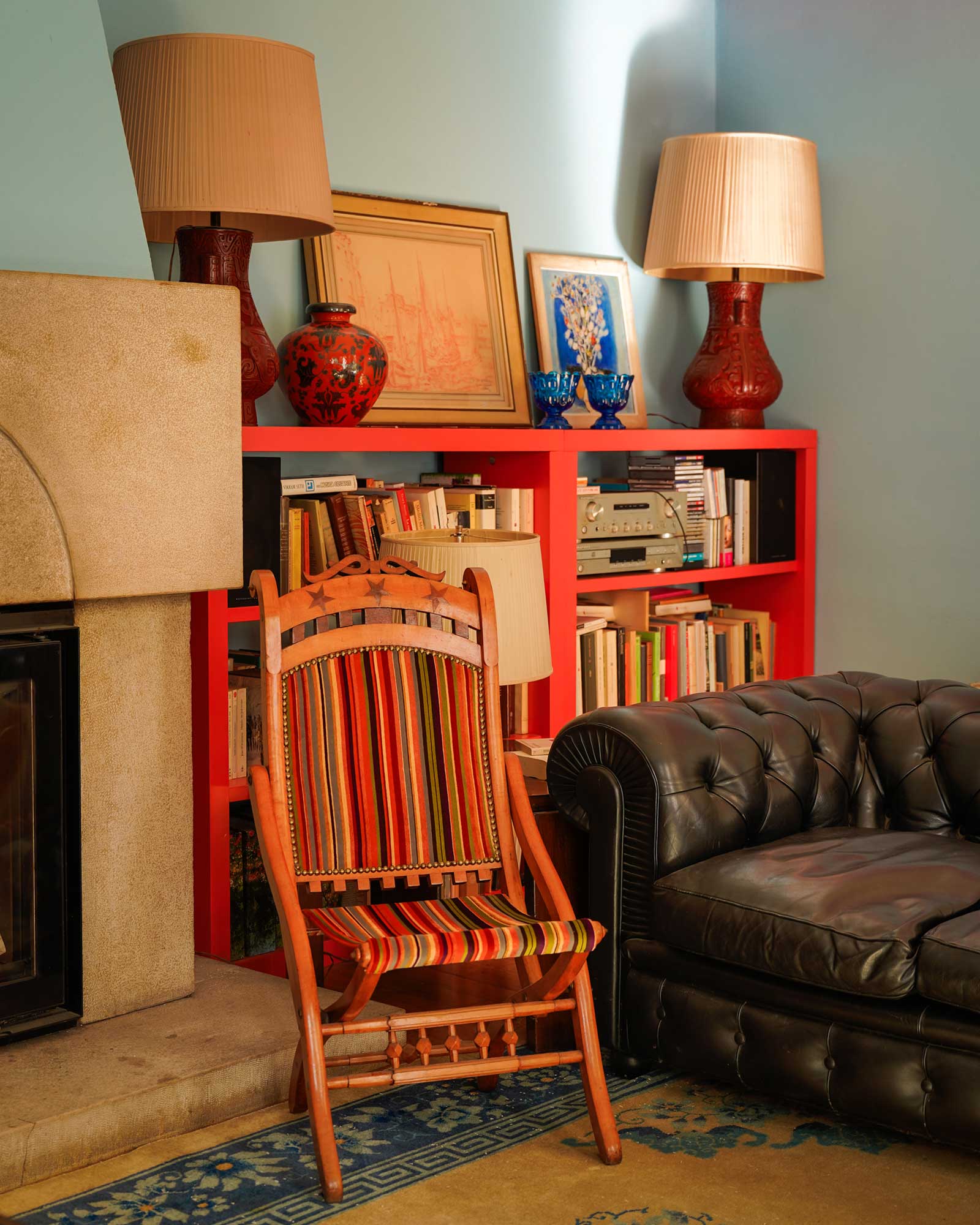 villa-angela_house_florence-tuscany-italy_interior-living-room-chair.jpg
