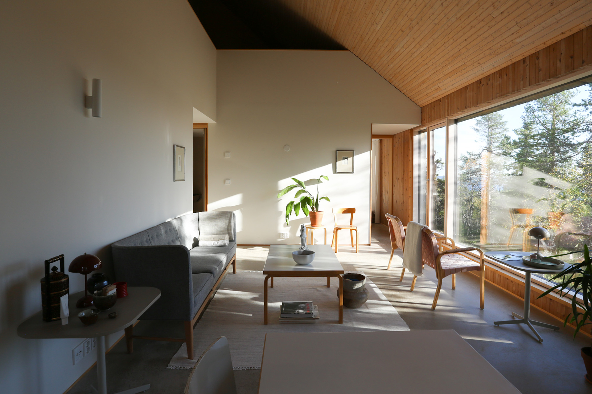 hansaram-artist-residency_house_posio-lapland-finland-interior-design.jpg