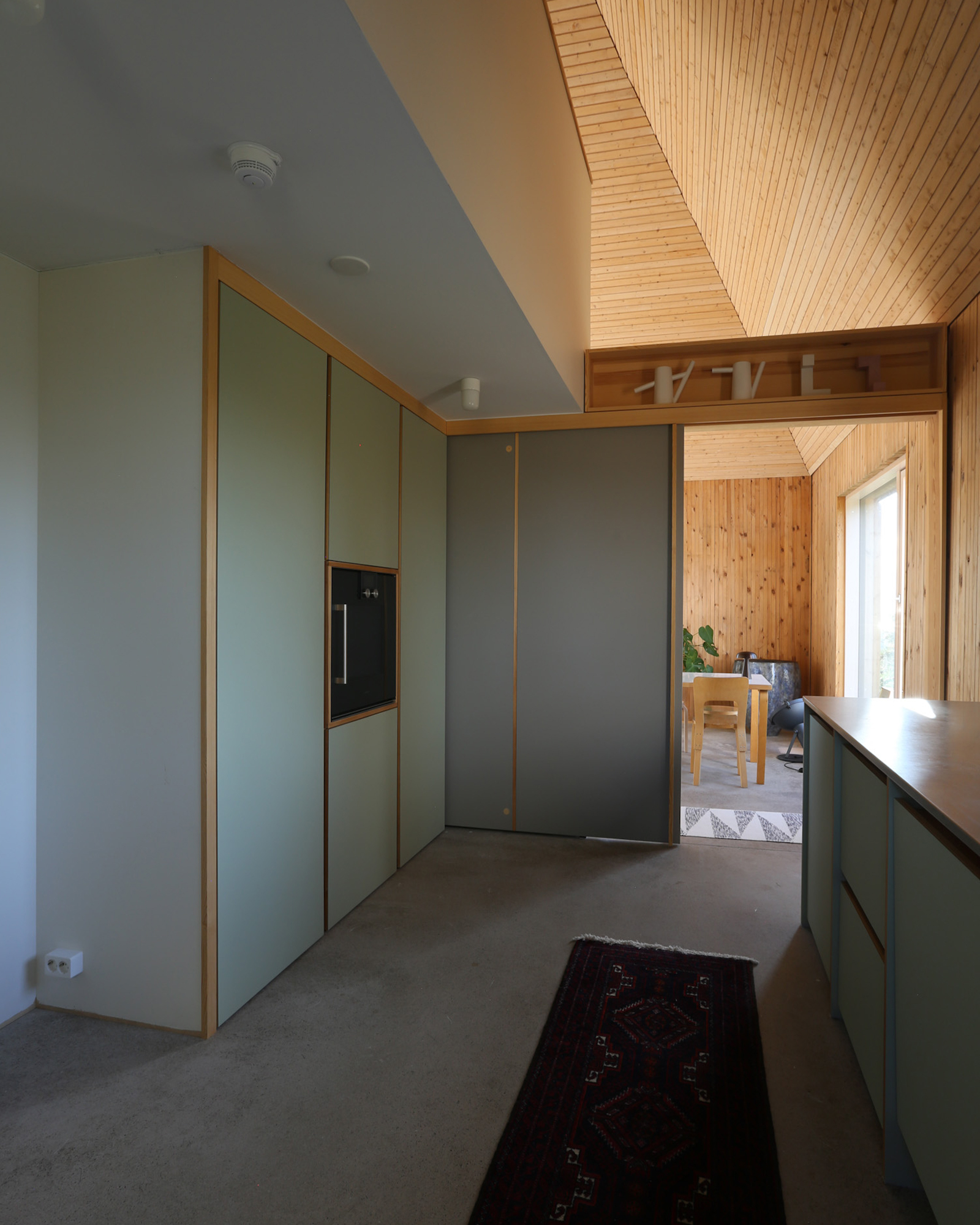 hansaram-artist-residency_house_posio-lapland-finland-interior-space-design-room.jpg