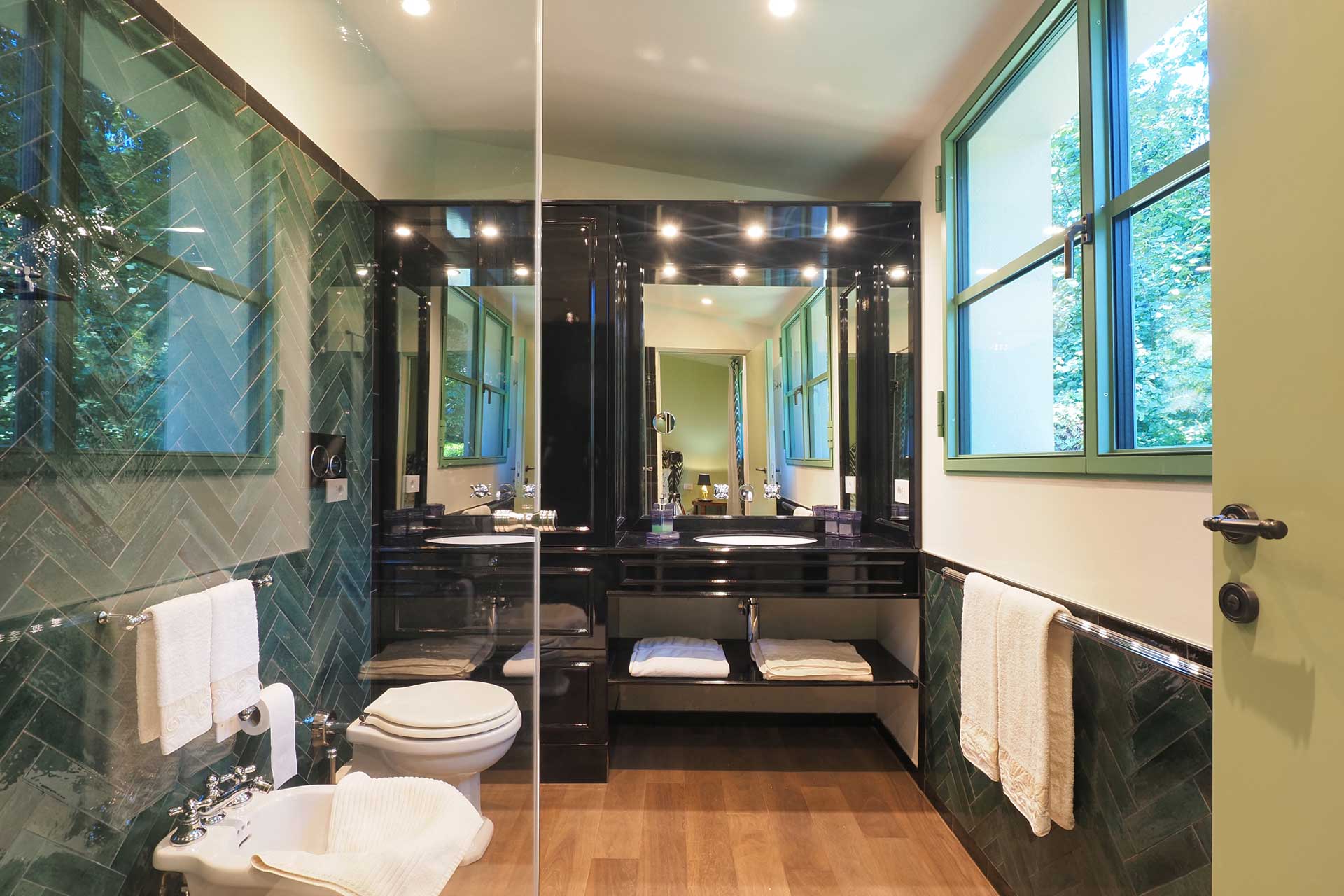 the-greenhouse-lake-como_house_lake-como-italy_interior-bathroom.jpg