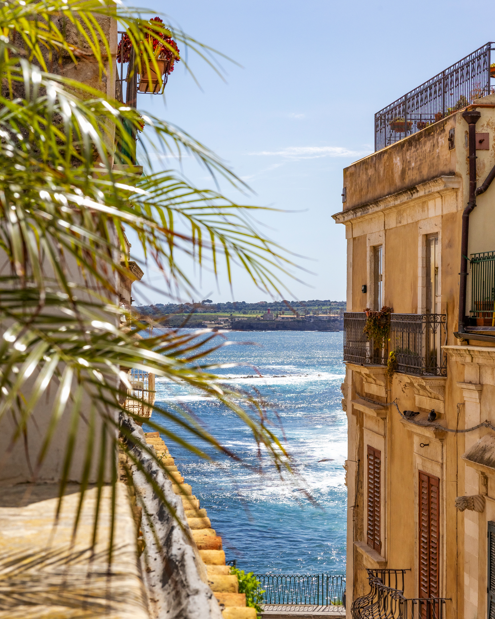 palazzetto-grasso_palazzo_sicily-italy_exterior-terrace-view.jpg