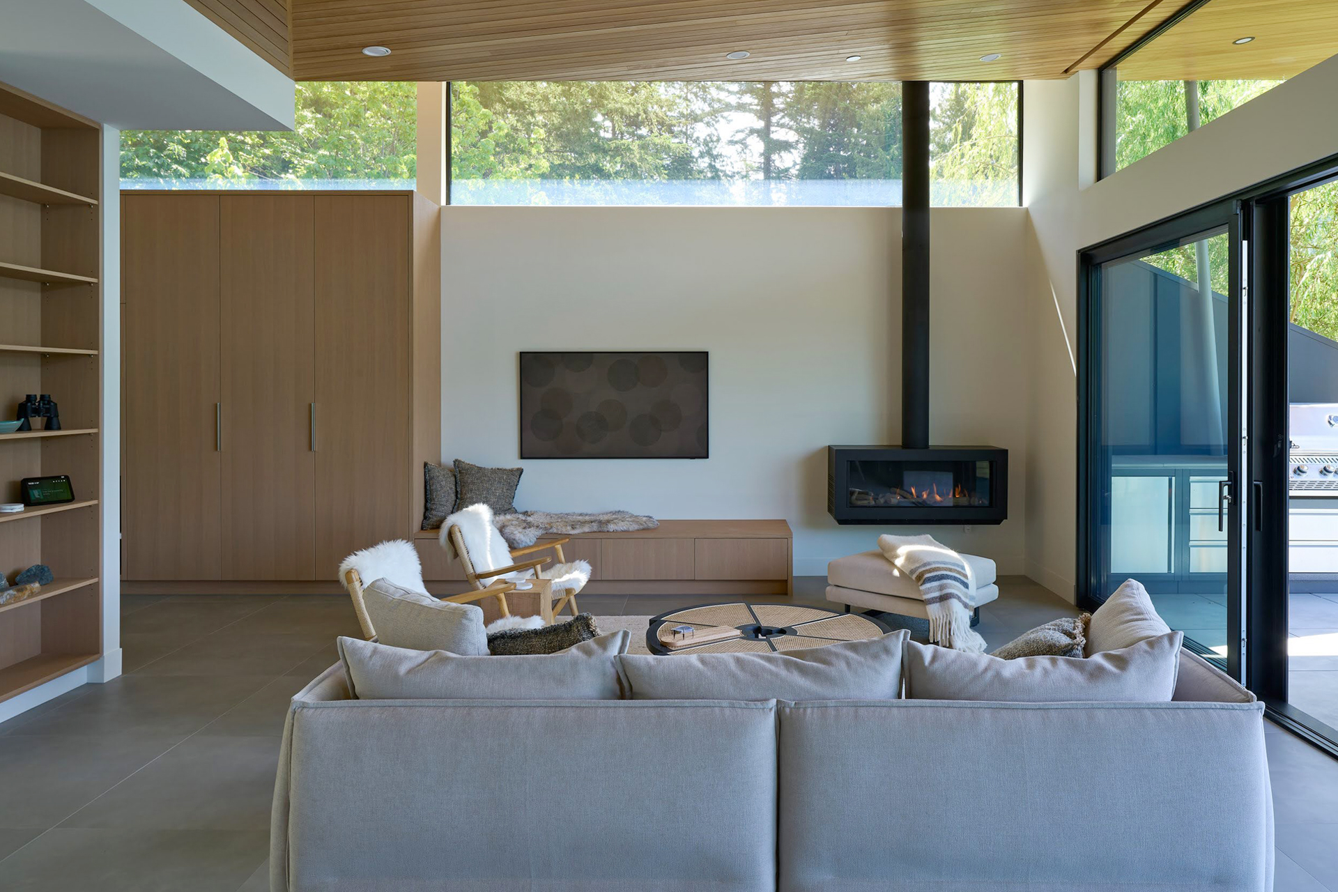 modern-lakehouse_house_British-Columbia-canada_interior-design.jpg