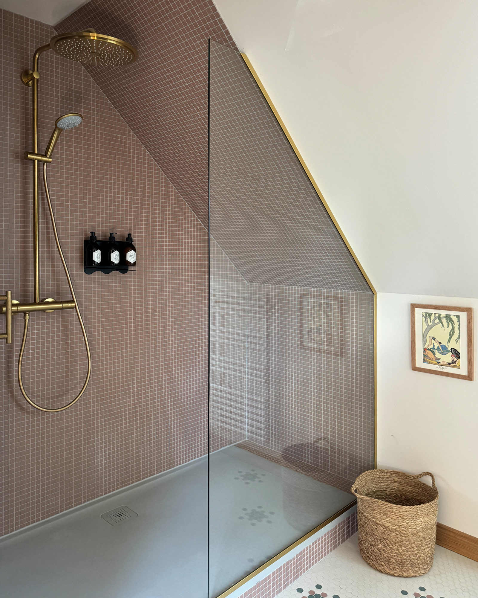 le-clos-du-haut_farmhouse_normandy-france_interior-bathroom.jpg