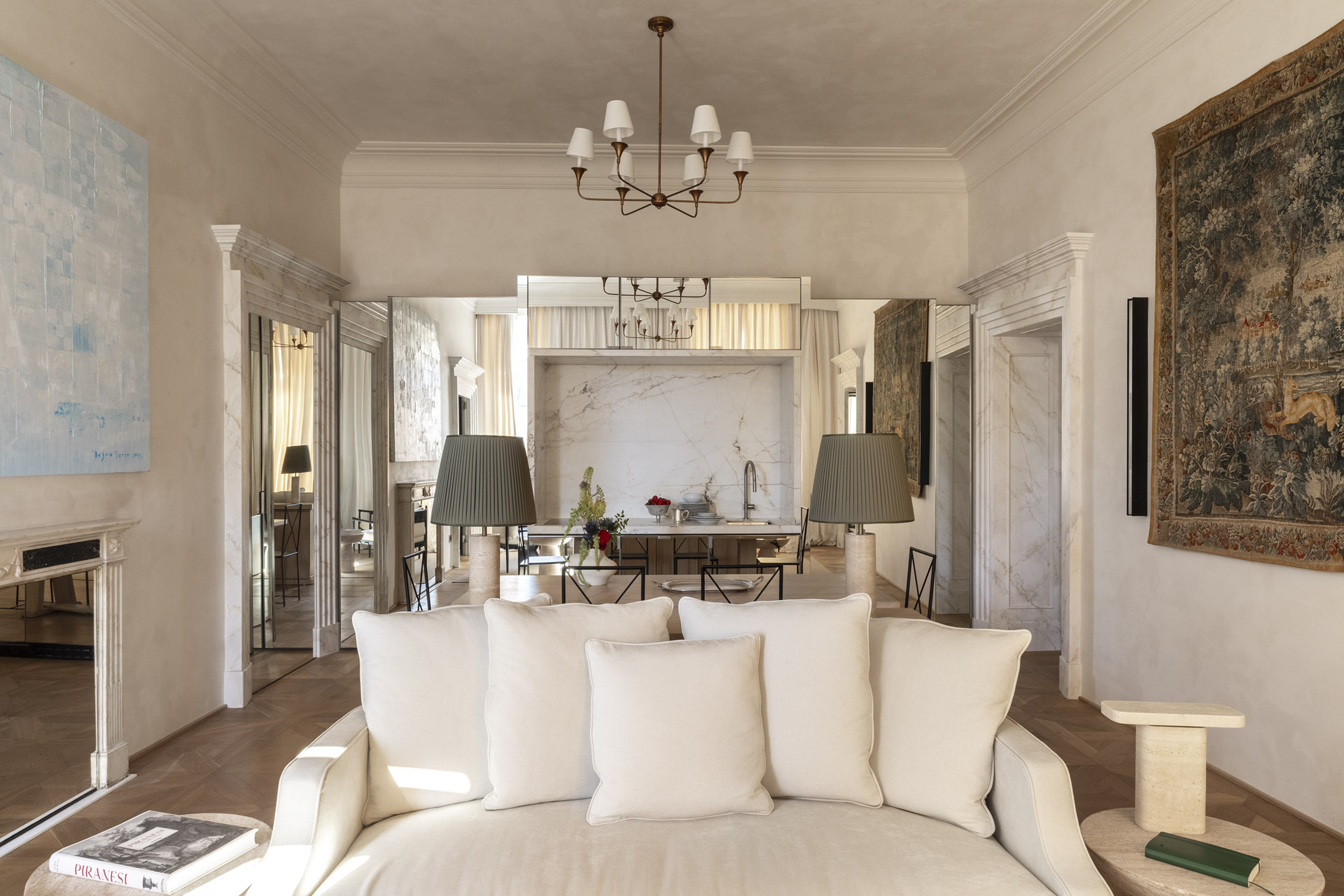 casa-naman_apartment_roma-italy_interior-aeneas.jpg