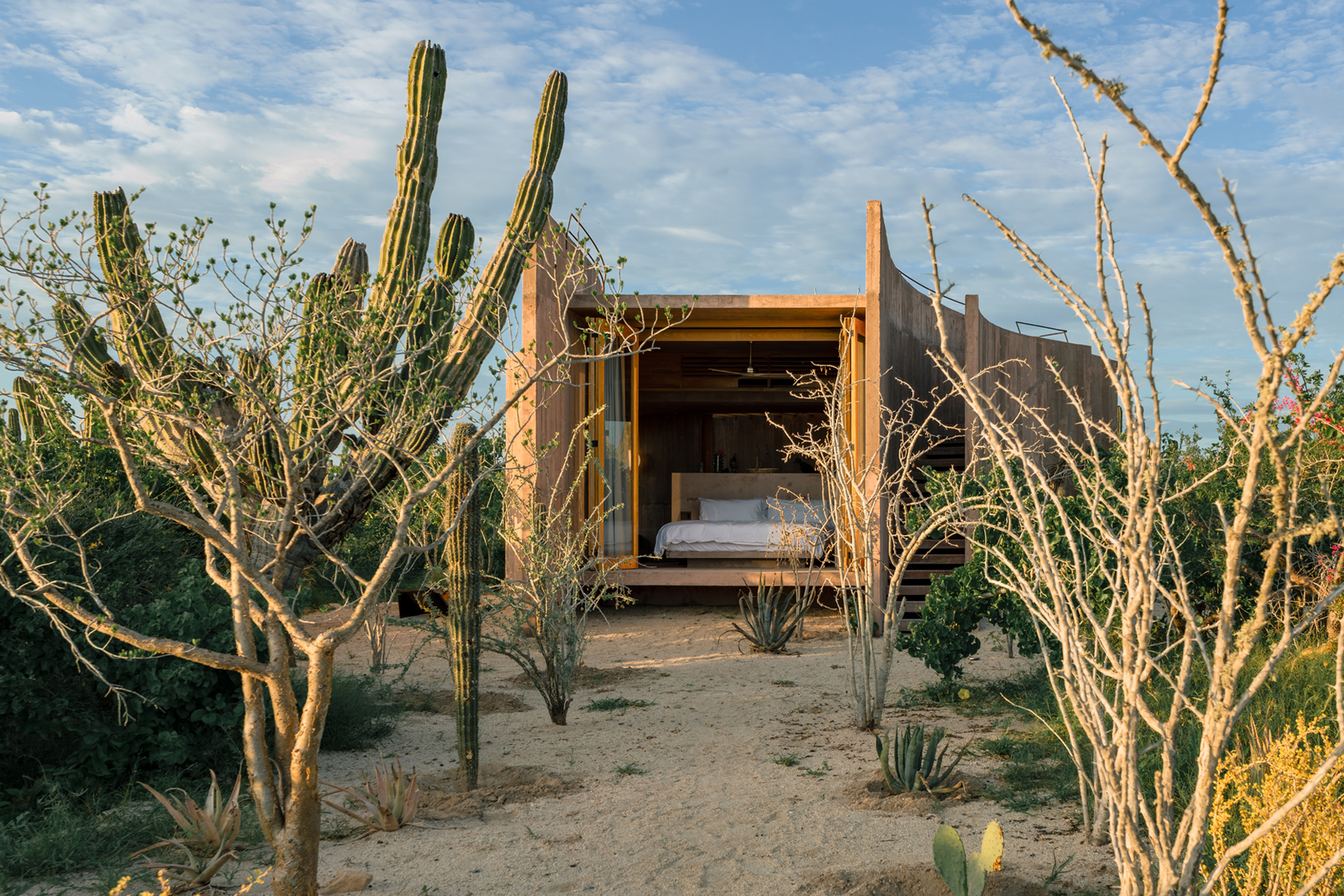 nereidas_villa_Baja-California-Sur-mexico_exterior-bedroom.jpg