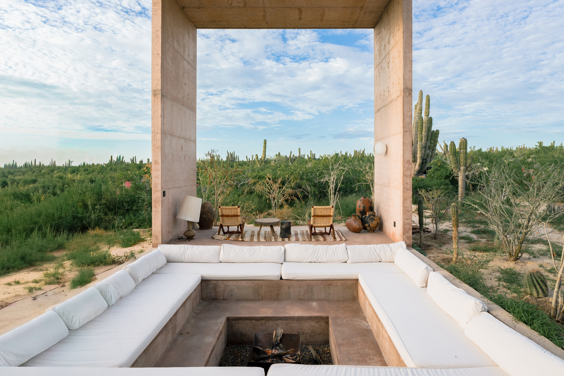 nereidas_villa_Baja-California-Sur-mexico_exterior-seating-firepit.jpg