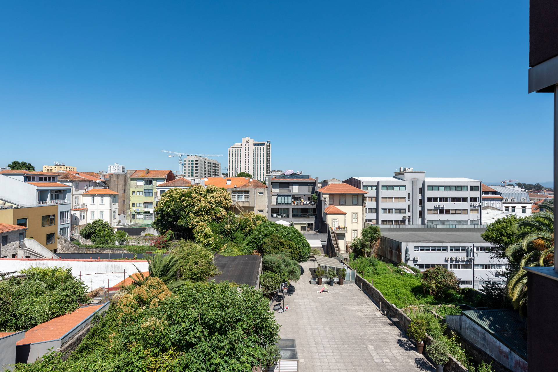 porto-rooftop-apartment_apartment_porto-portugal-exterior.jpg