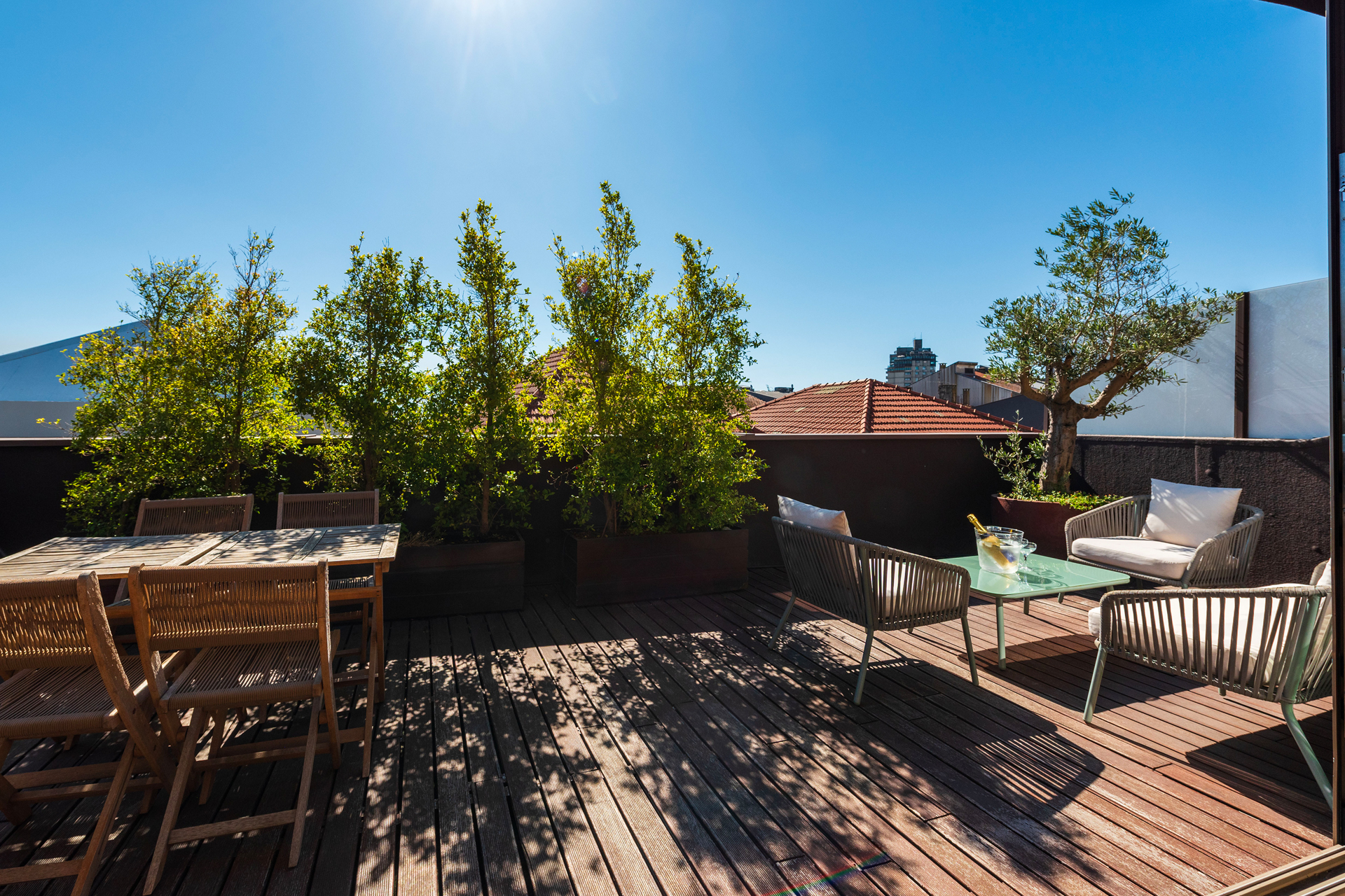 porto-rooftop-apartment_apartment_porto-portugal-exterior-sun.jpg